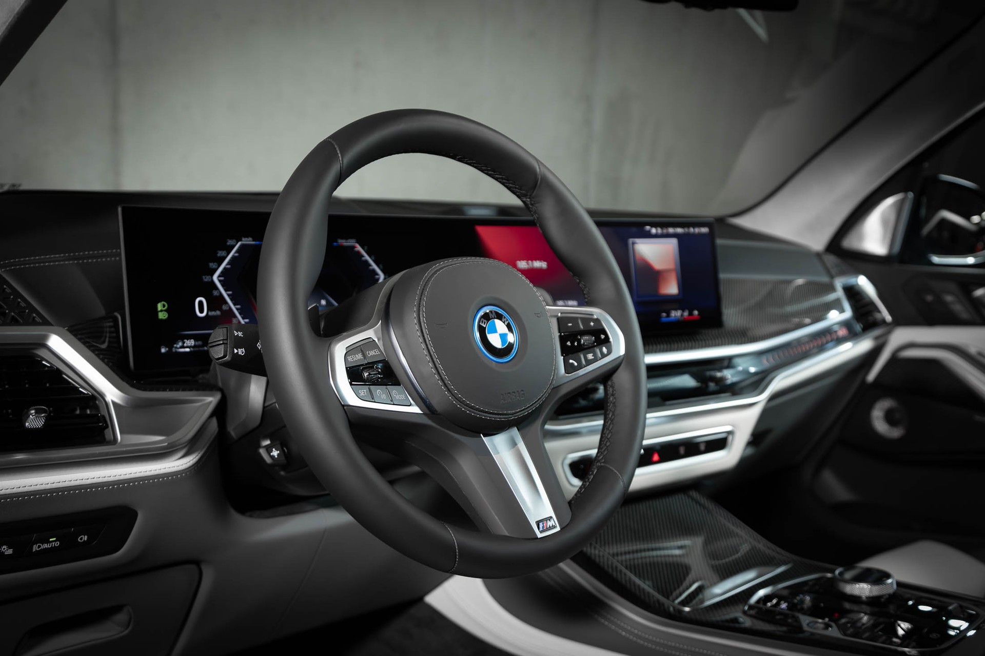 BMW X5 xDrive 50e M Sport Pro Steptronic-image-14