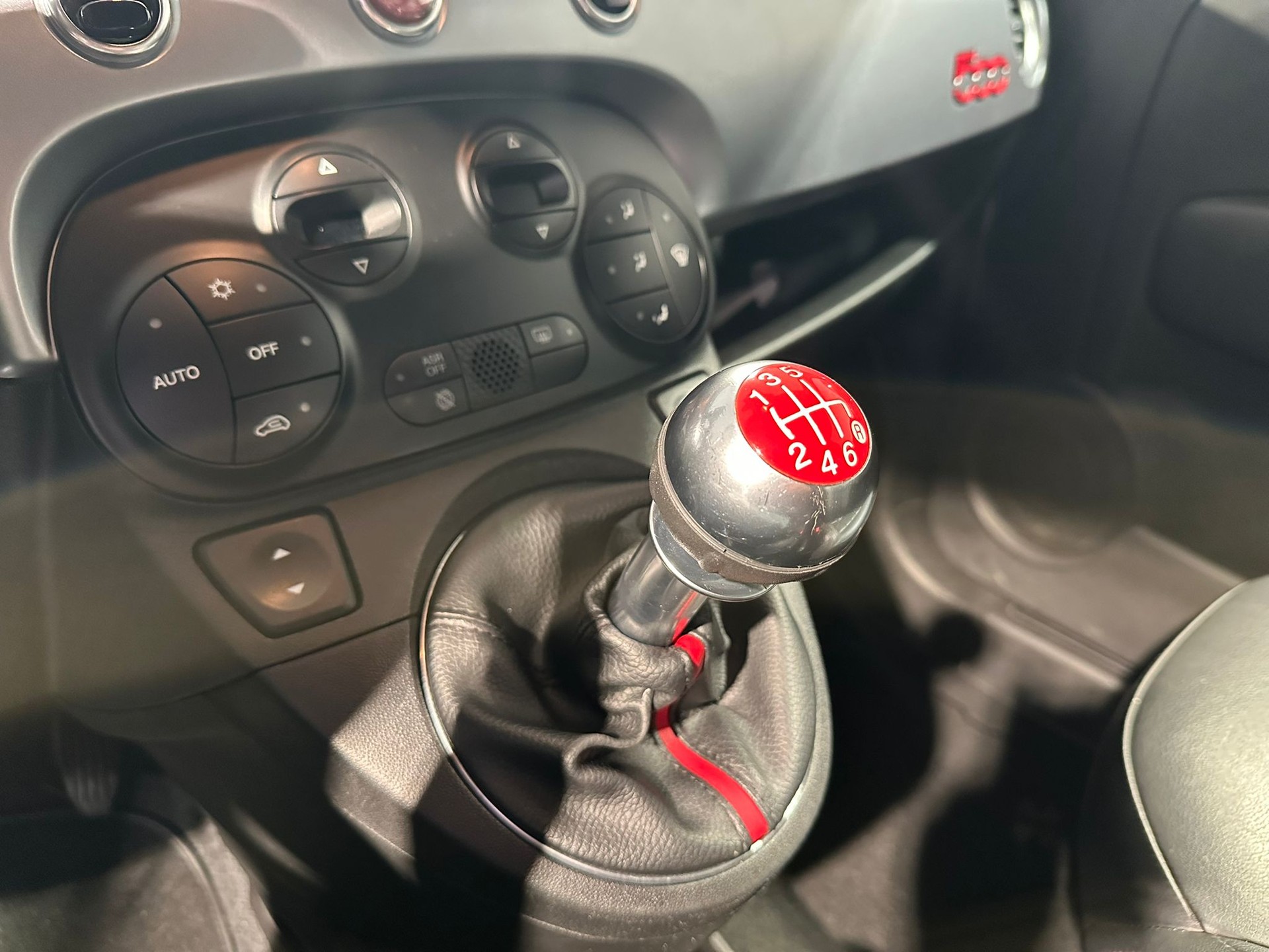 FIAT 500C 0.9 Twinair S-image-9
