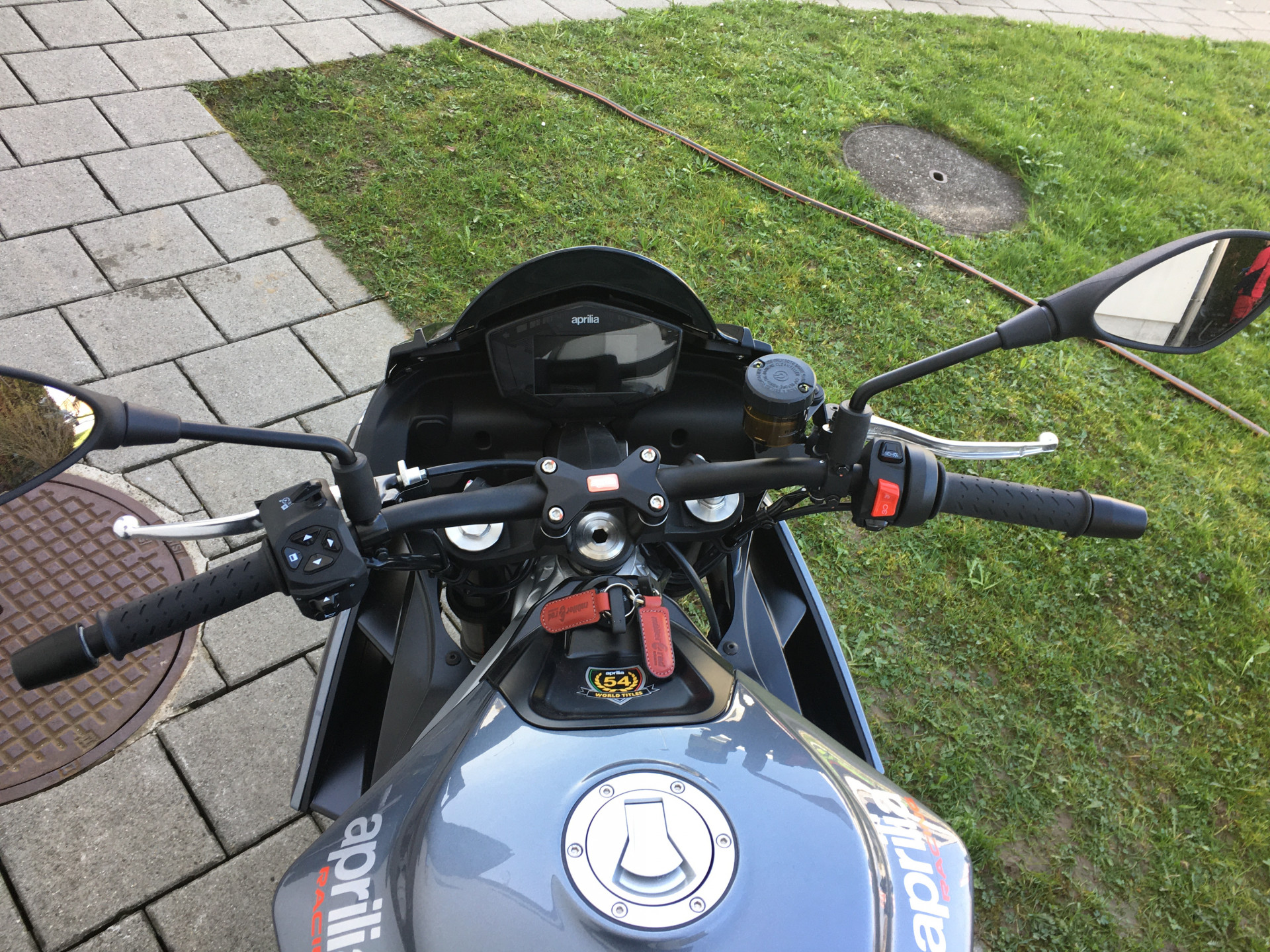 APRILIA Tuono 660 Factory-image-5