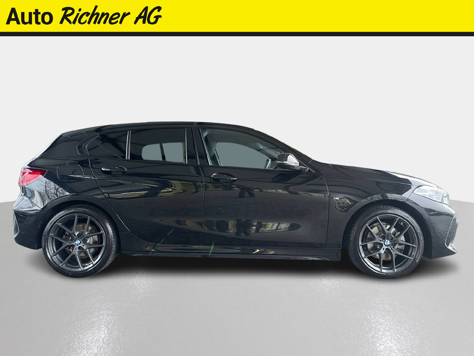 BMW 118d-image-2