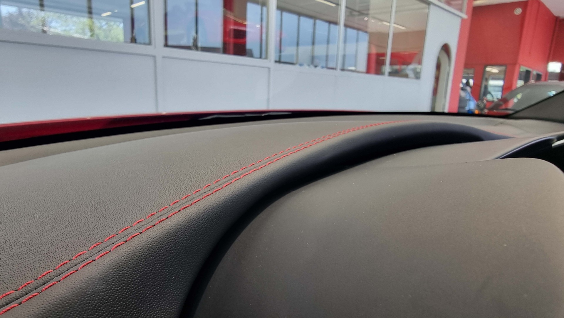 ALFA ROMEO Giulia 2.0 Q4 Competizione Sky-image-10