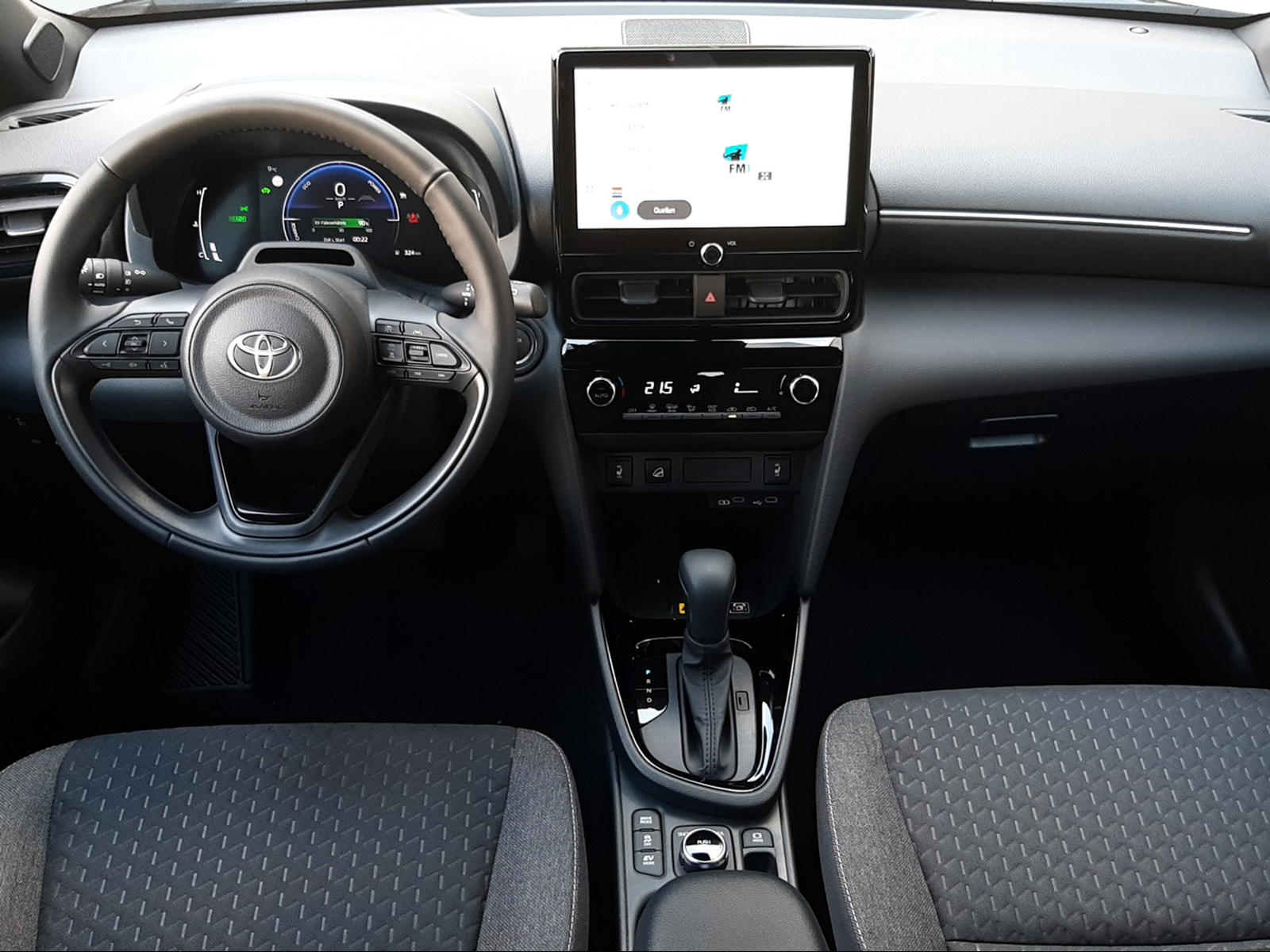 TOYOTA Yaris Cross 1.5 VVT-i HSD Trend AWD-i-image-11