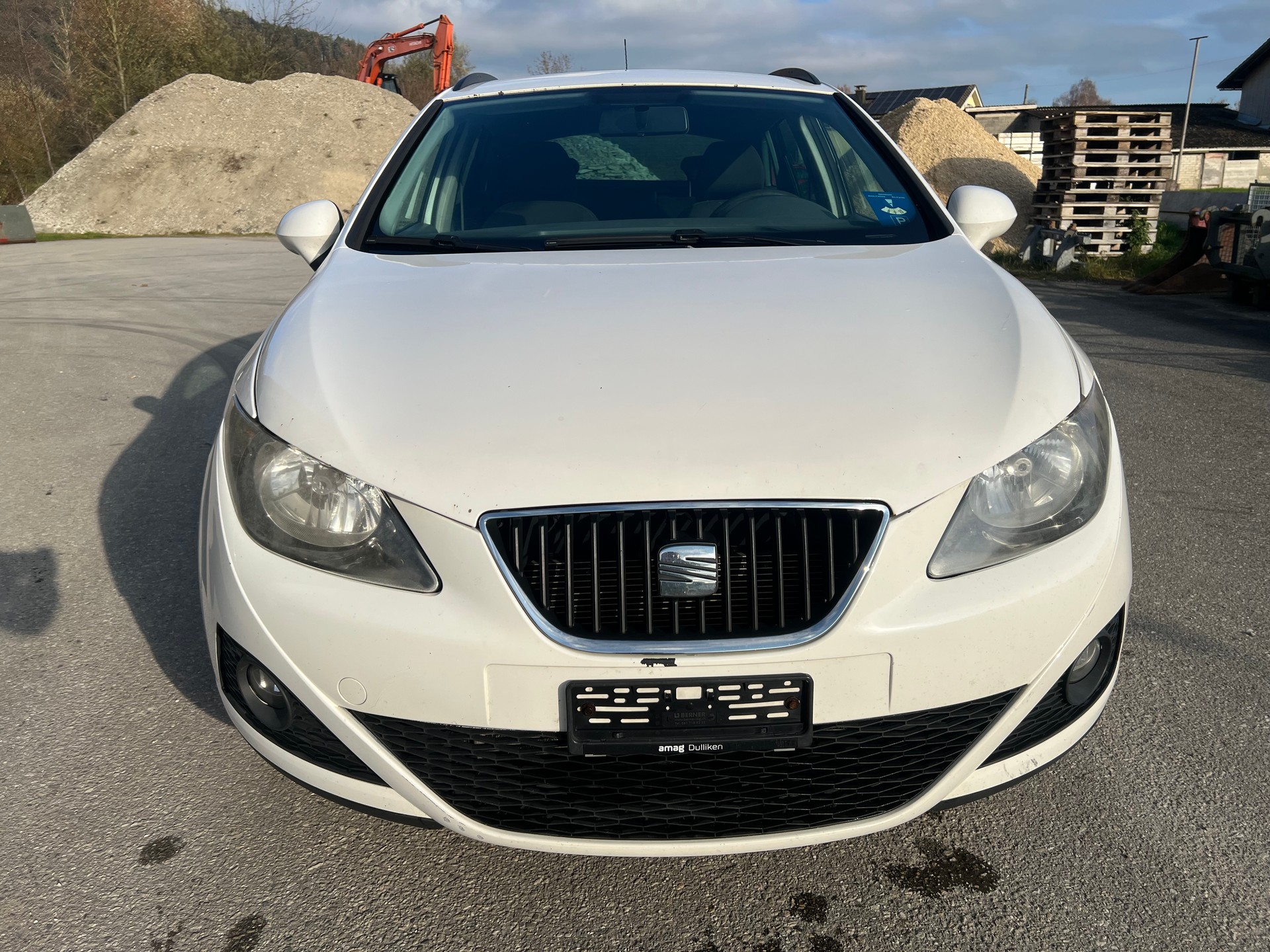 SEAT Ibiza ST 1.4 Style-image-0