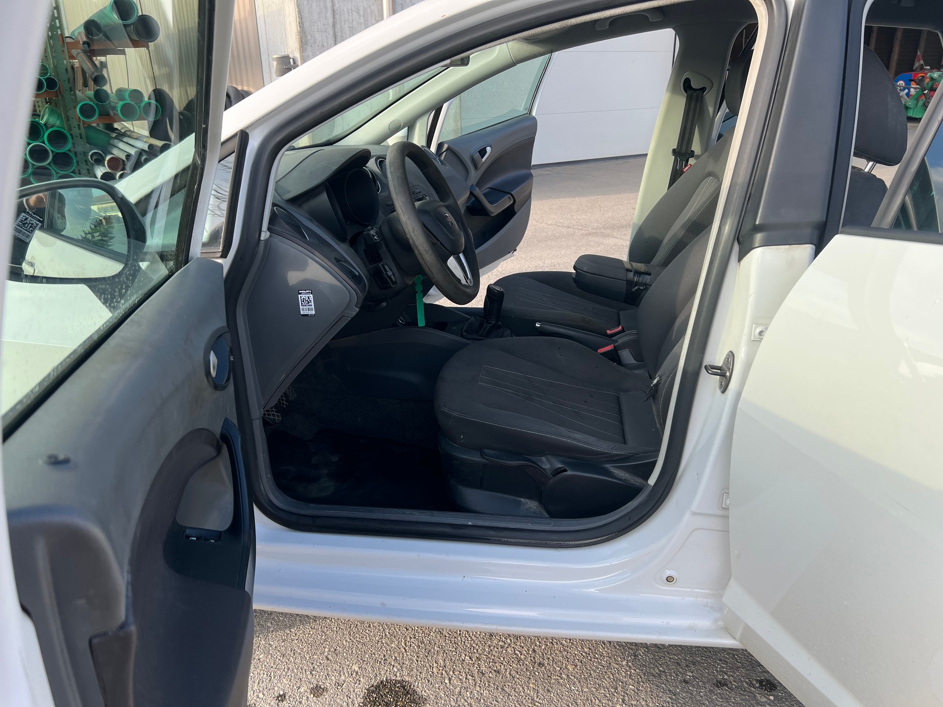SEAT Ibiza ST 1.4 Style-image-8