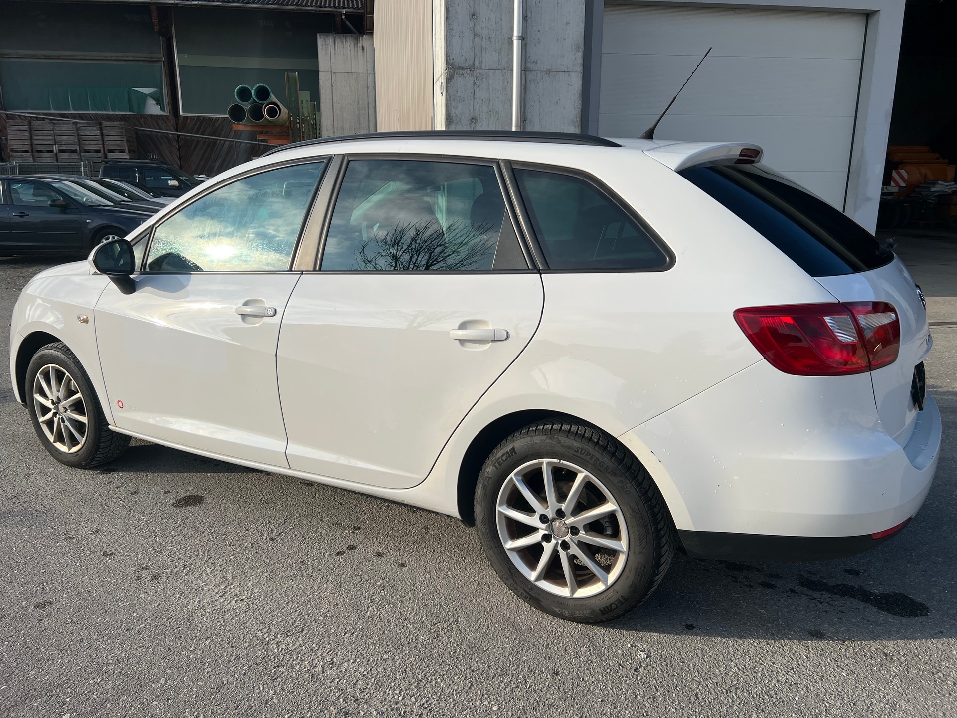 SEAT Ibiza ST 1.4 Style-image-3