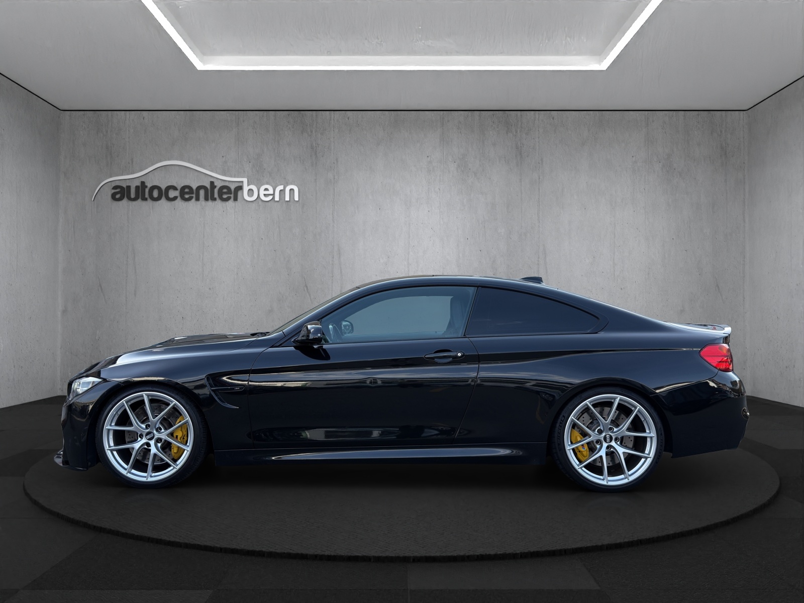 BMW M4 Coupé DKG-image-3