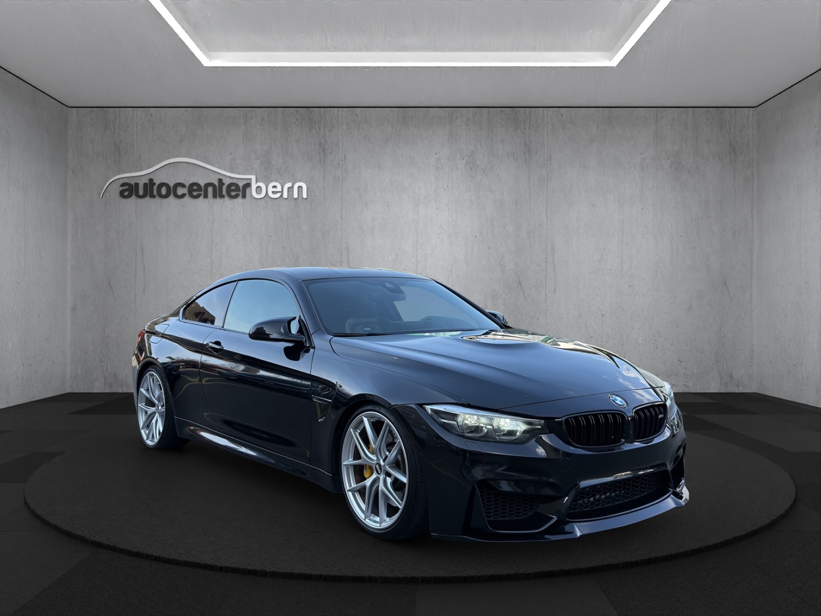 BMW M4 Coupé DKG-image-0