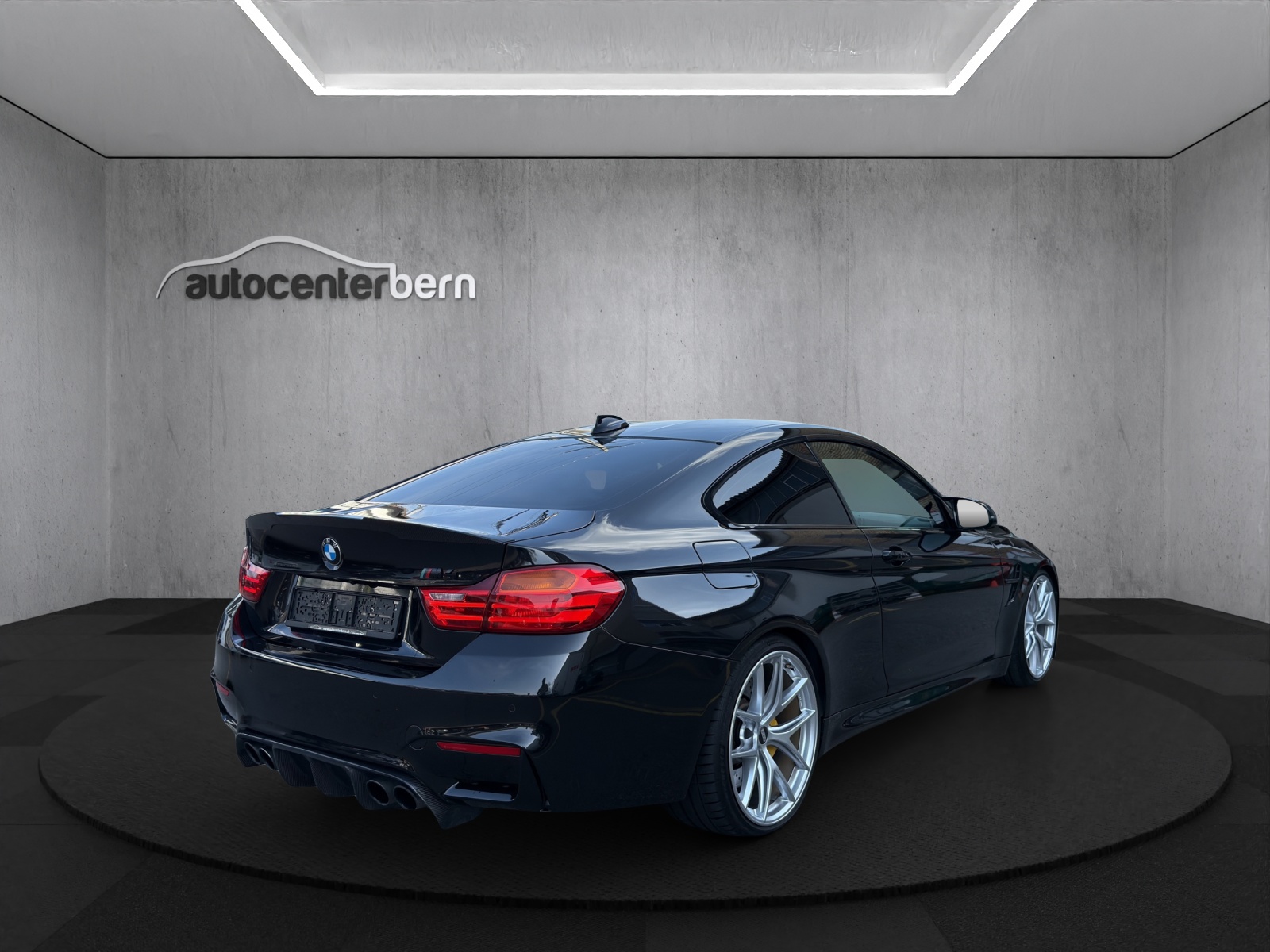 BMW M4 Coupé DKG-image-6