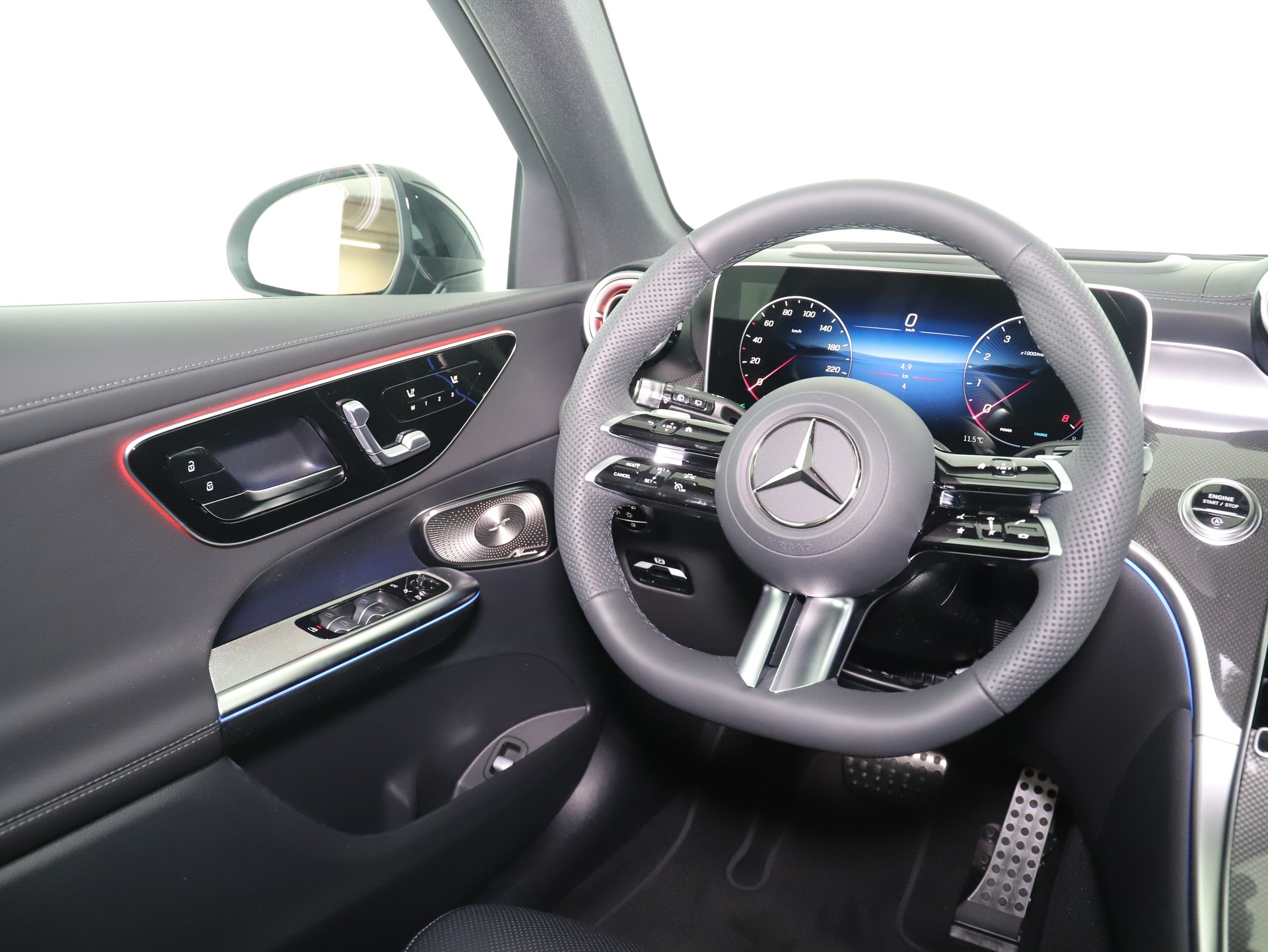 MERCEDES-BENZ GLC 300 4Matic 9G-Tronic-image-14