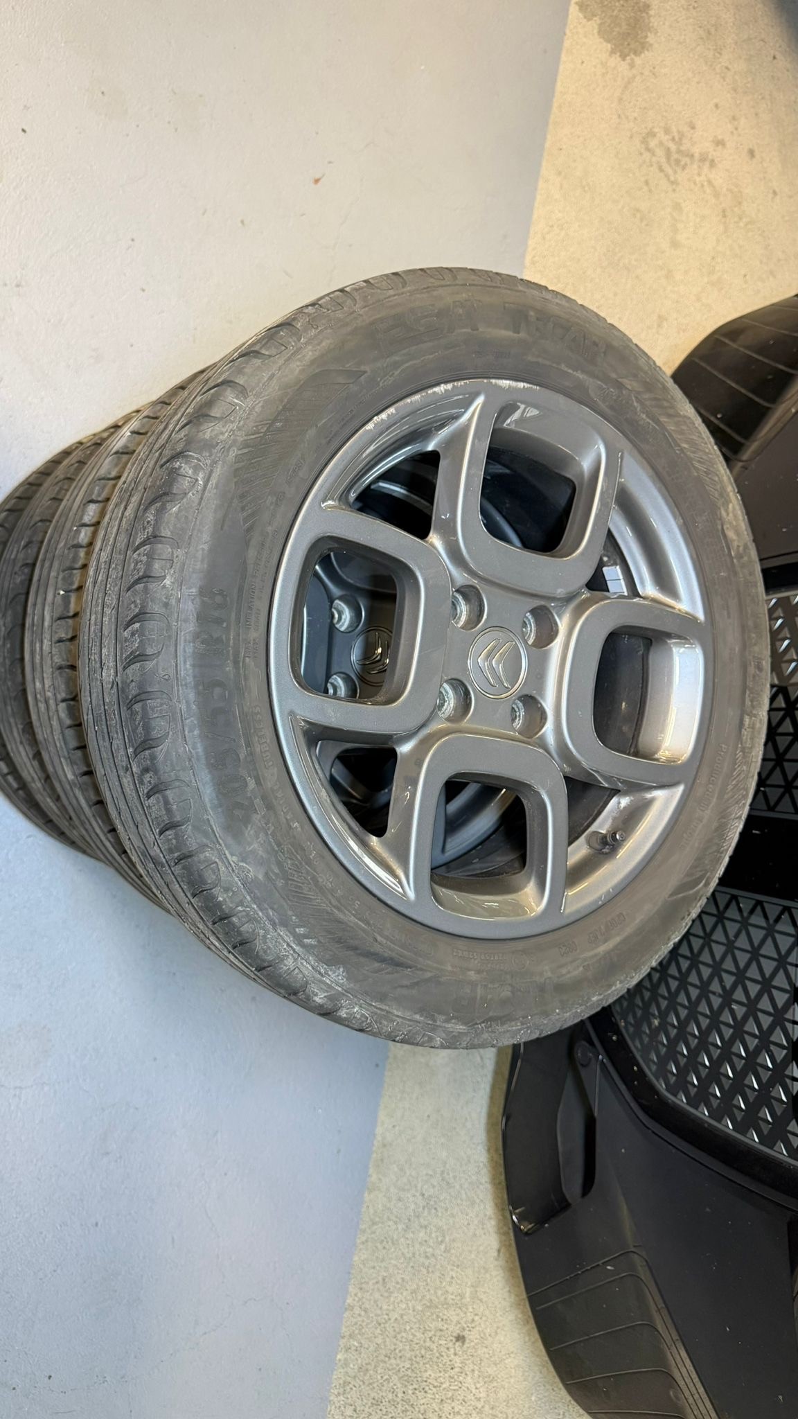 CITROEN C4 Cactus 1.6 BlueHDi Shine-image-12