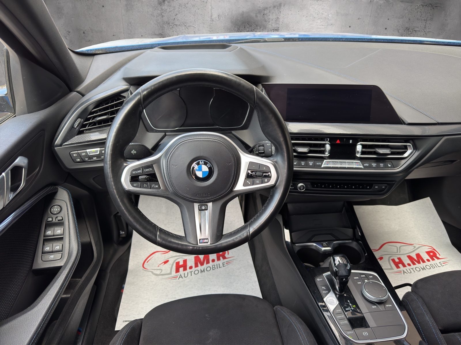 BMW 120d xDrive Steptronic M Sport-image-11