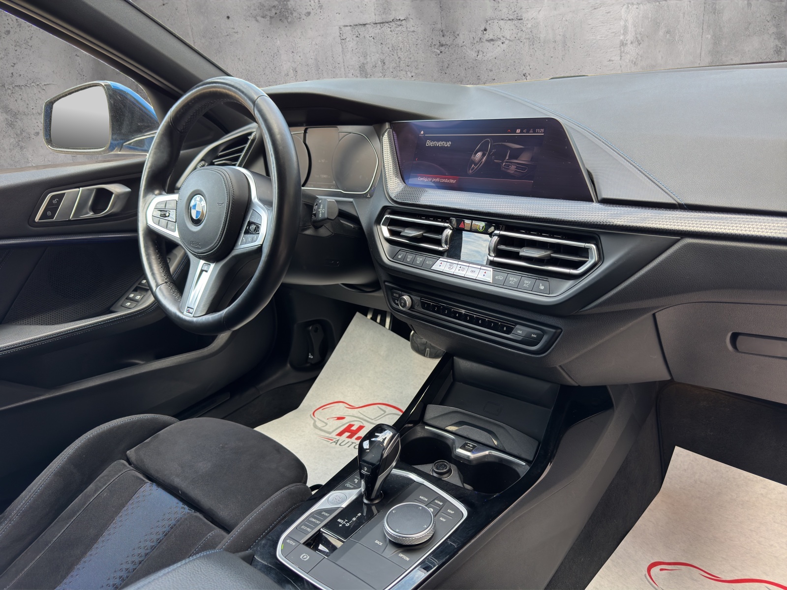 BMW 120d xDrive Steptronic M Sport-image-12