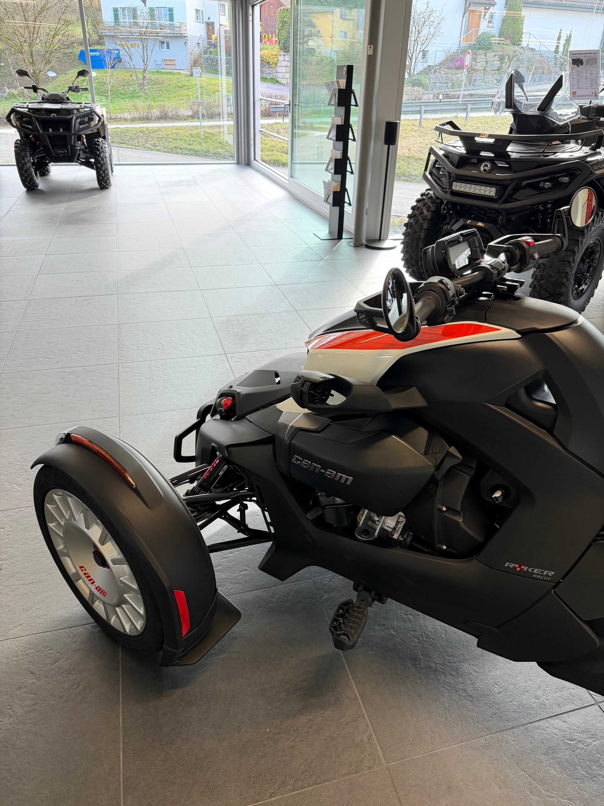 CAN-AM Ryker Ace 900 Rally-showroom-element-3