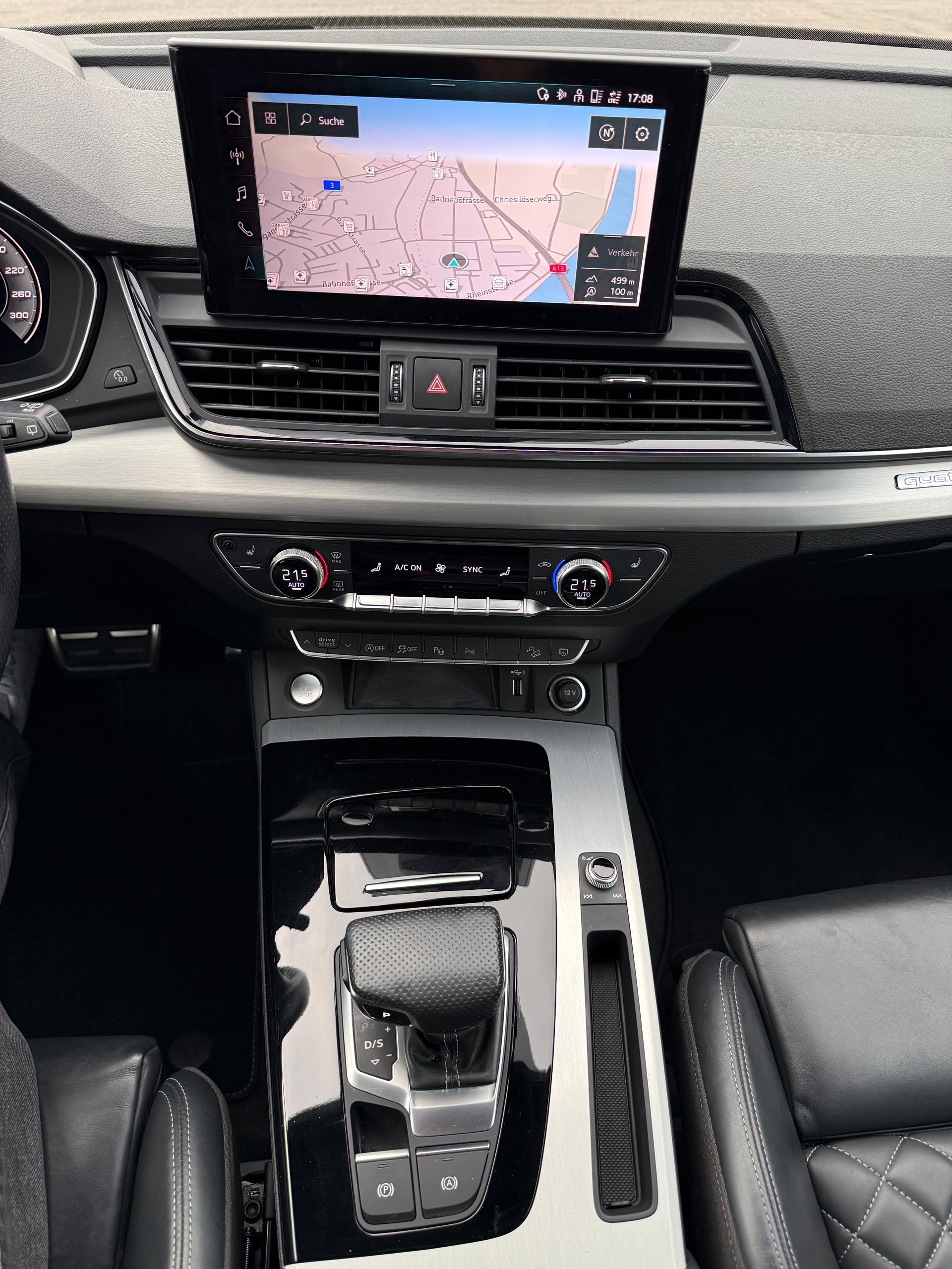 AUDI Q5 2.0 40 TDI S Line quattro S-Tronic *LEDER FEINNAPPA*-image-22