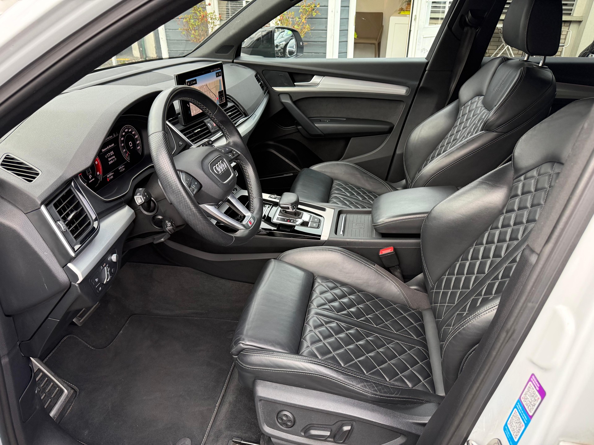 AUDI Q5 2.0 40 TDI S Line quattro S-Tronic *LEDER FEINNAPPA*-image-7