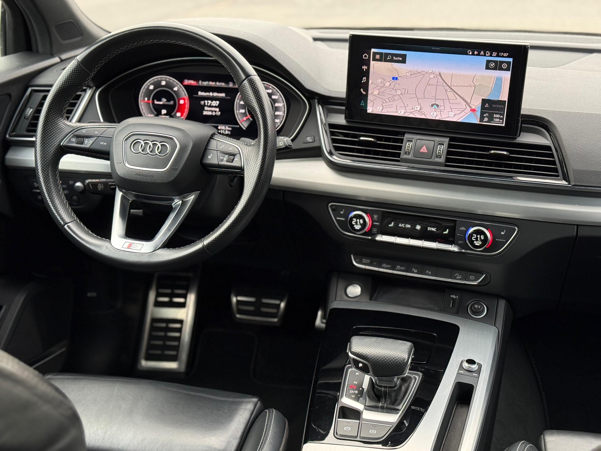 AUDI Q5 2.0 40 TDI S Line quattro S-Tronic *LEDER FEINNAPPA*-image-18