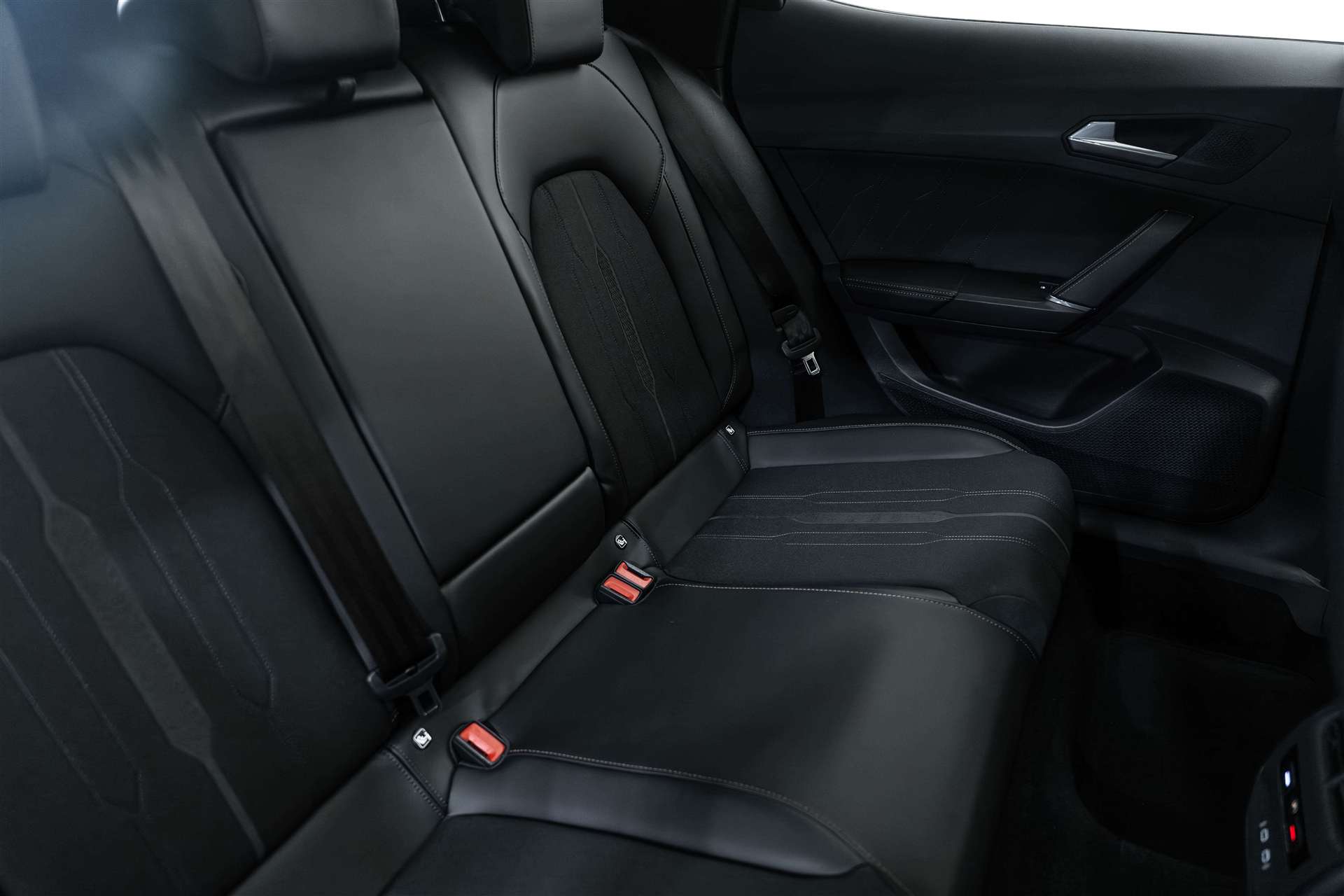 CUPRA Formentor 2.0TSI VZ 4Drive DSG 310PS-image-15