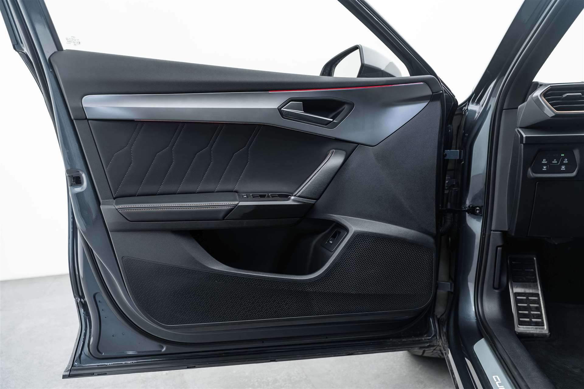 CUPRA Formentor 2.0TSI VZ 4Drive DSG 310PS-image-7
