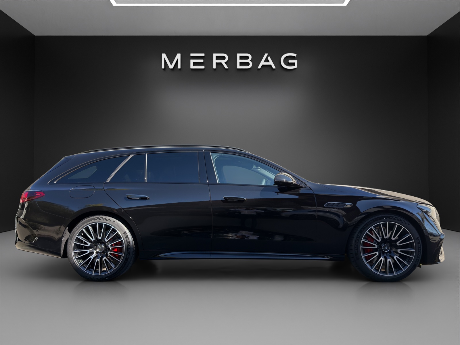 MERCEDES-BENZ E 53 Hybrid T 4Matic+ 9G-Tronic-image-1