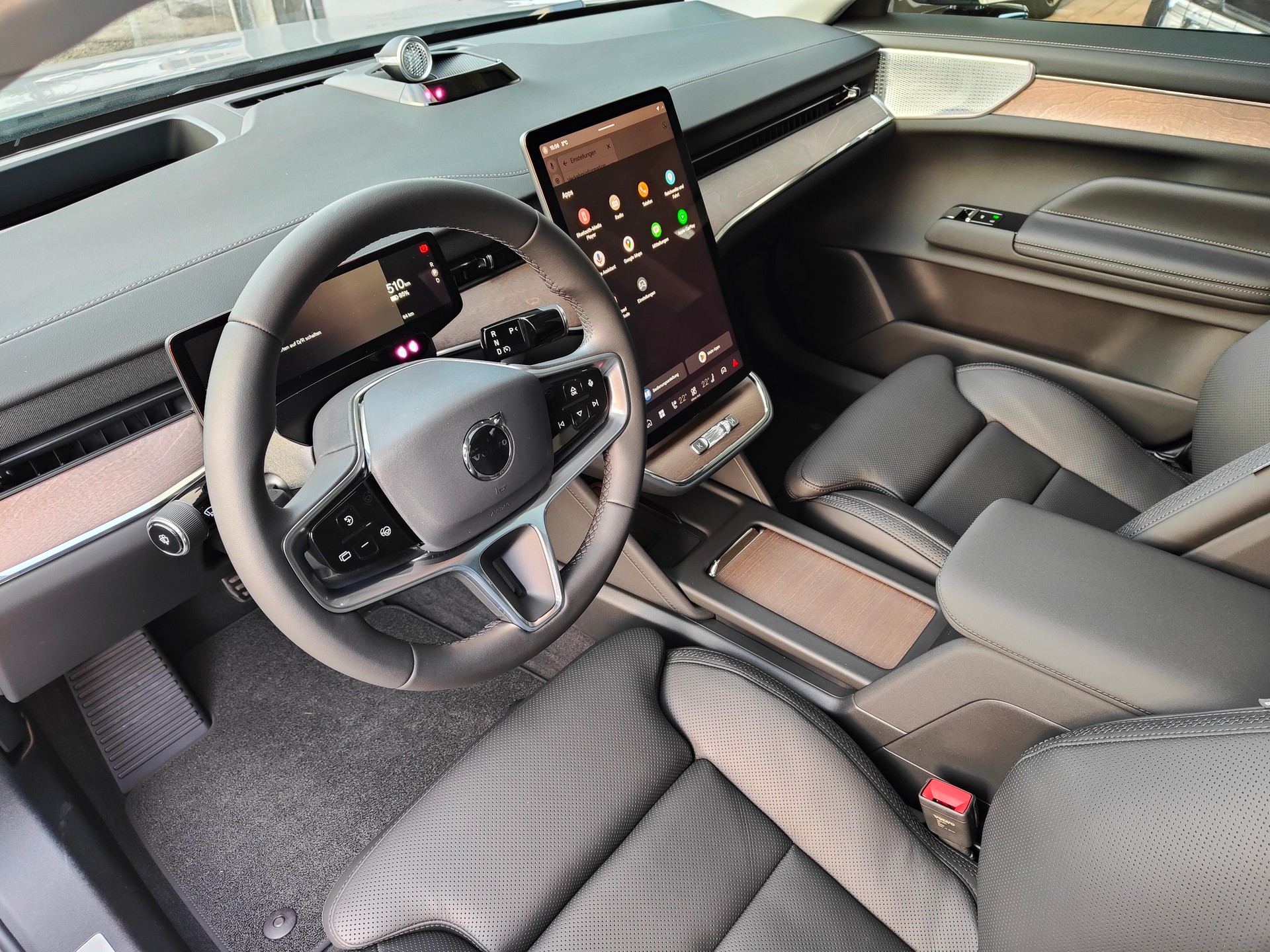VOLVO ES90 Ultra-image-9