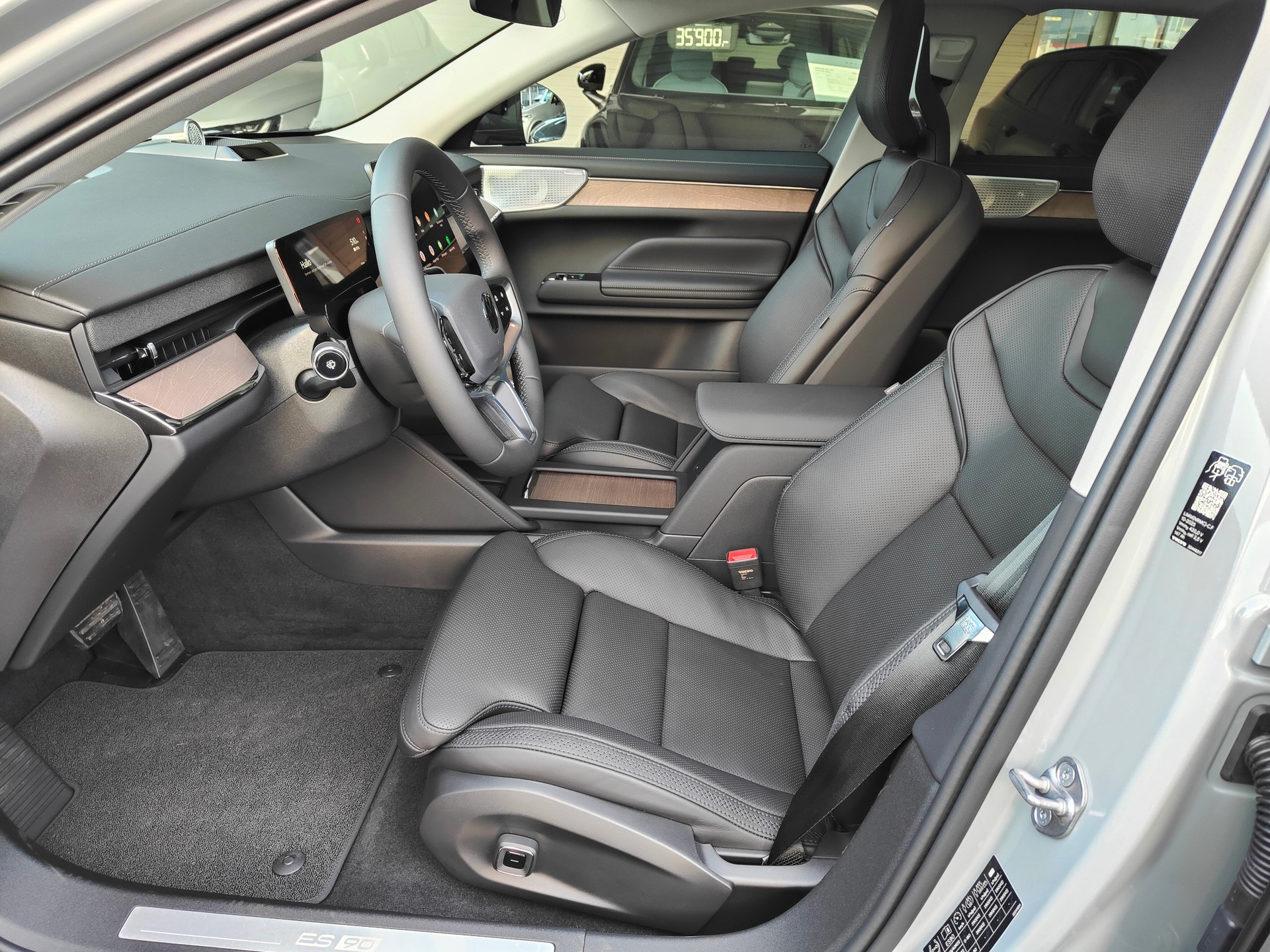 VOLVO ES90 Ultra-image-8