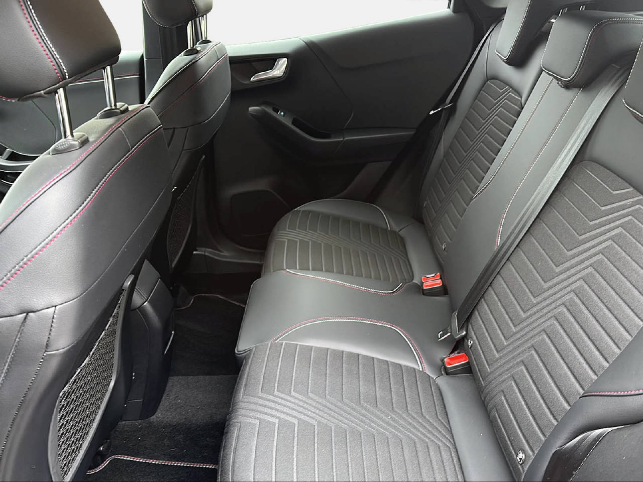 FORD Puma 1.0 EcoB Hybrid 155 ST-Line X-image-10