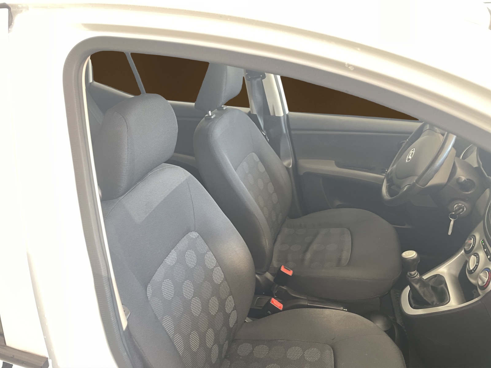 HYUNDAI i10 1.2 Style-image-8