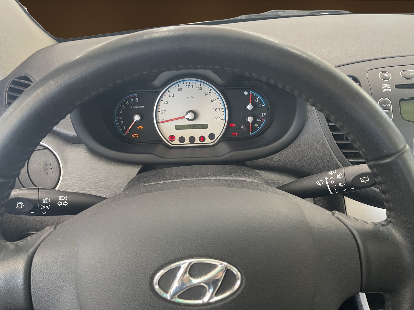 HYUNDAI i10 1.2 Style-image-10