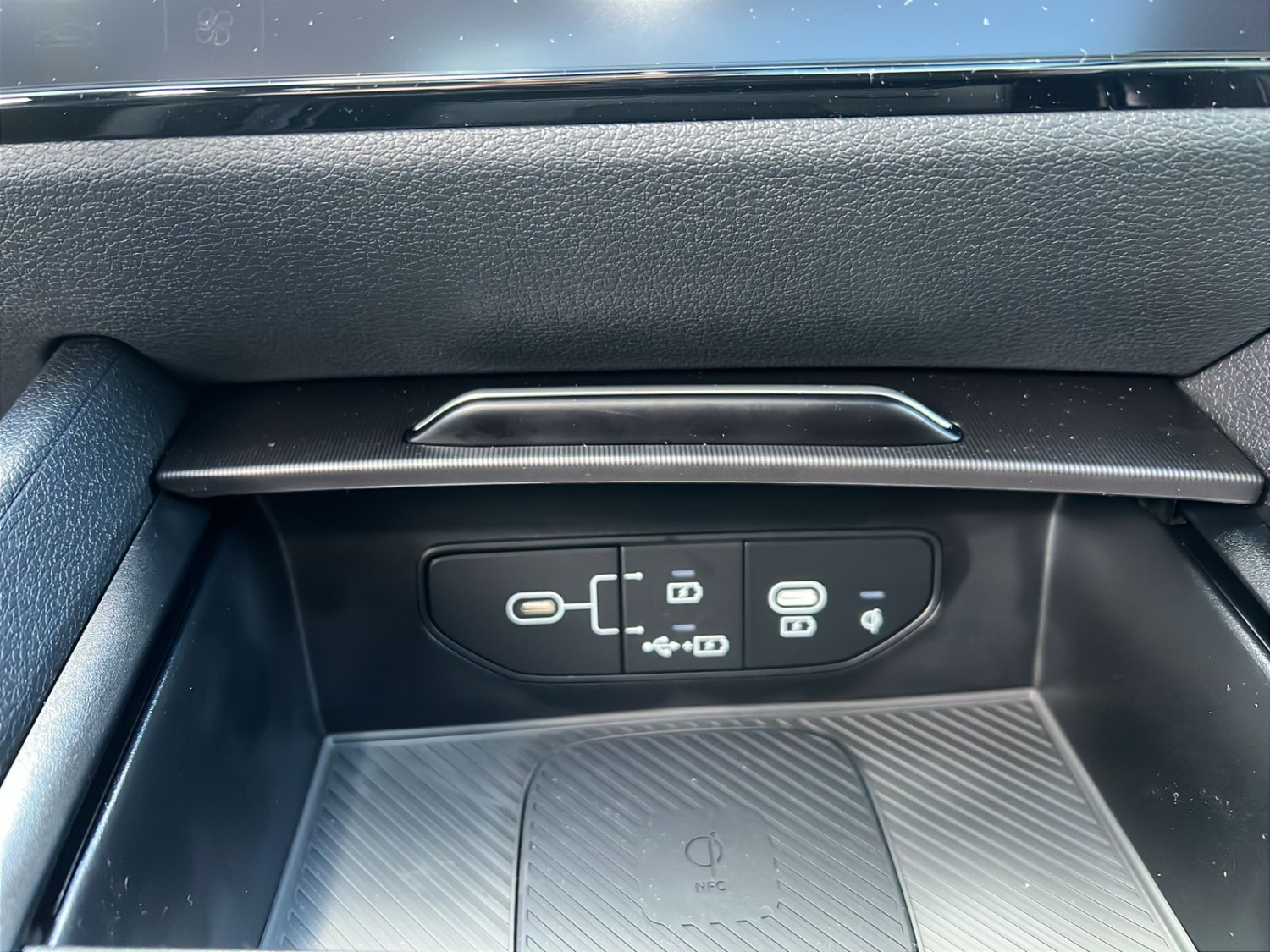 KIA Sportage 1.6 T-GDi Hybrid GT-Line-image-12