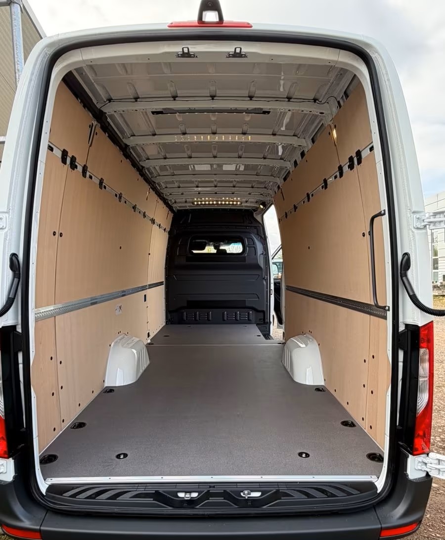MERCEDES-BENZ Sprinter III Kasten RWD 317 CDI-image-6
