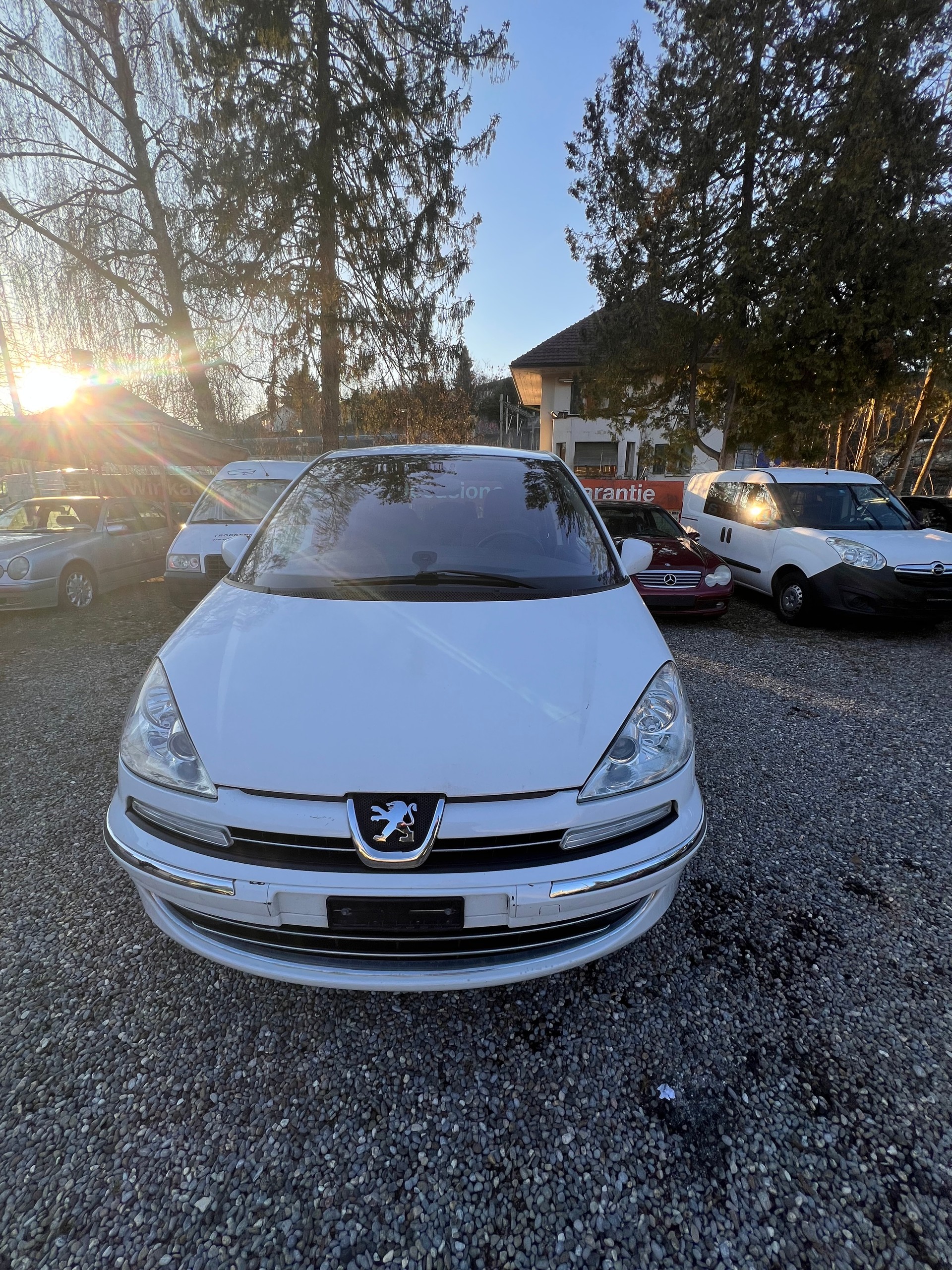 PEUGEOT 807 2.0 16V HDi Family+-image-0