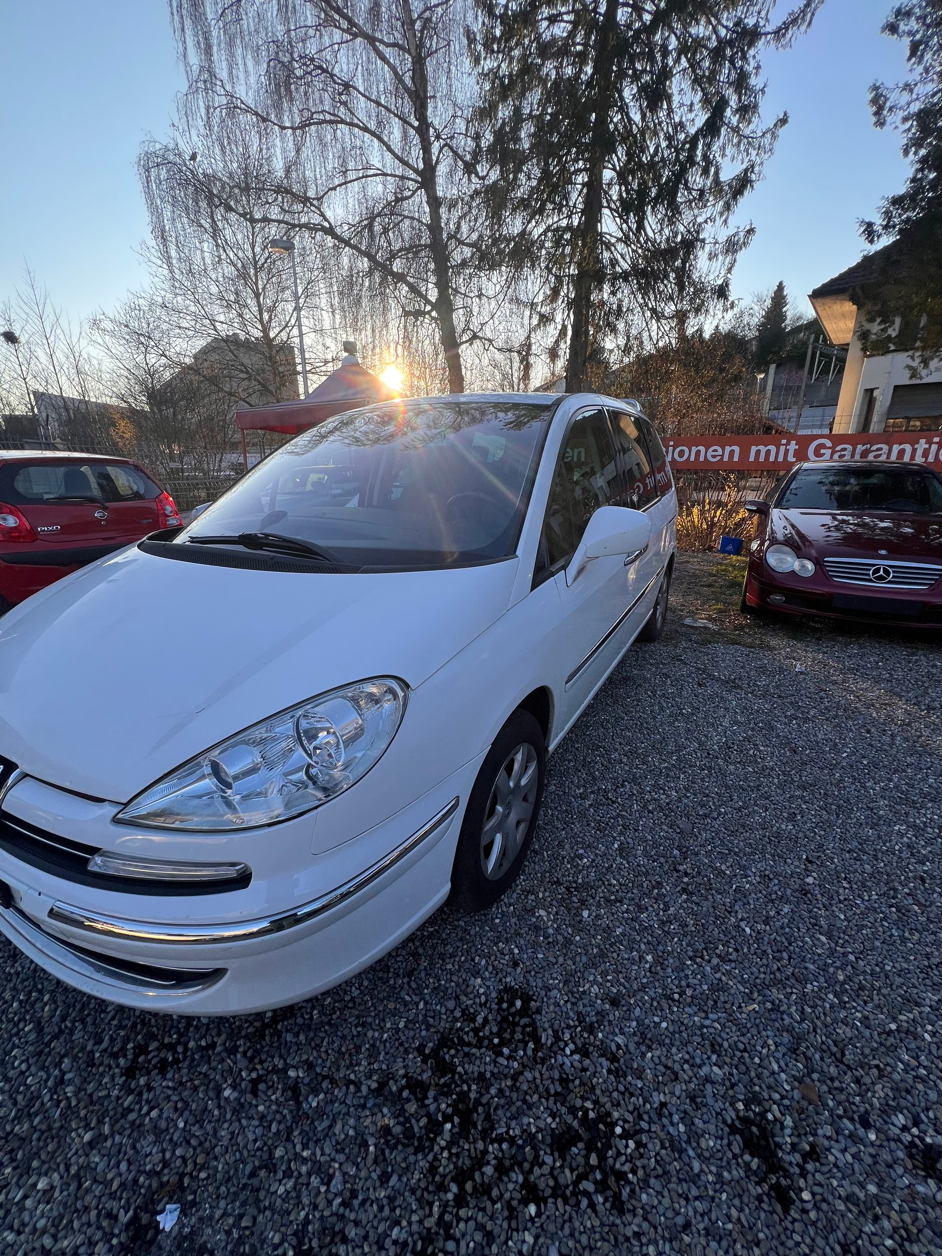 PEUGEOT 807 2.0 16V HDi Family+-image-6