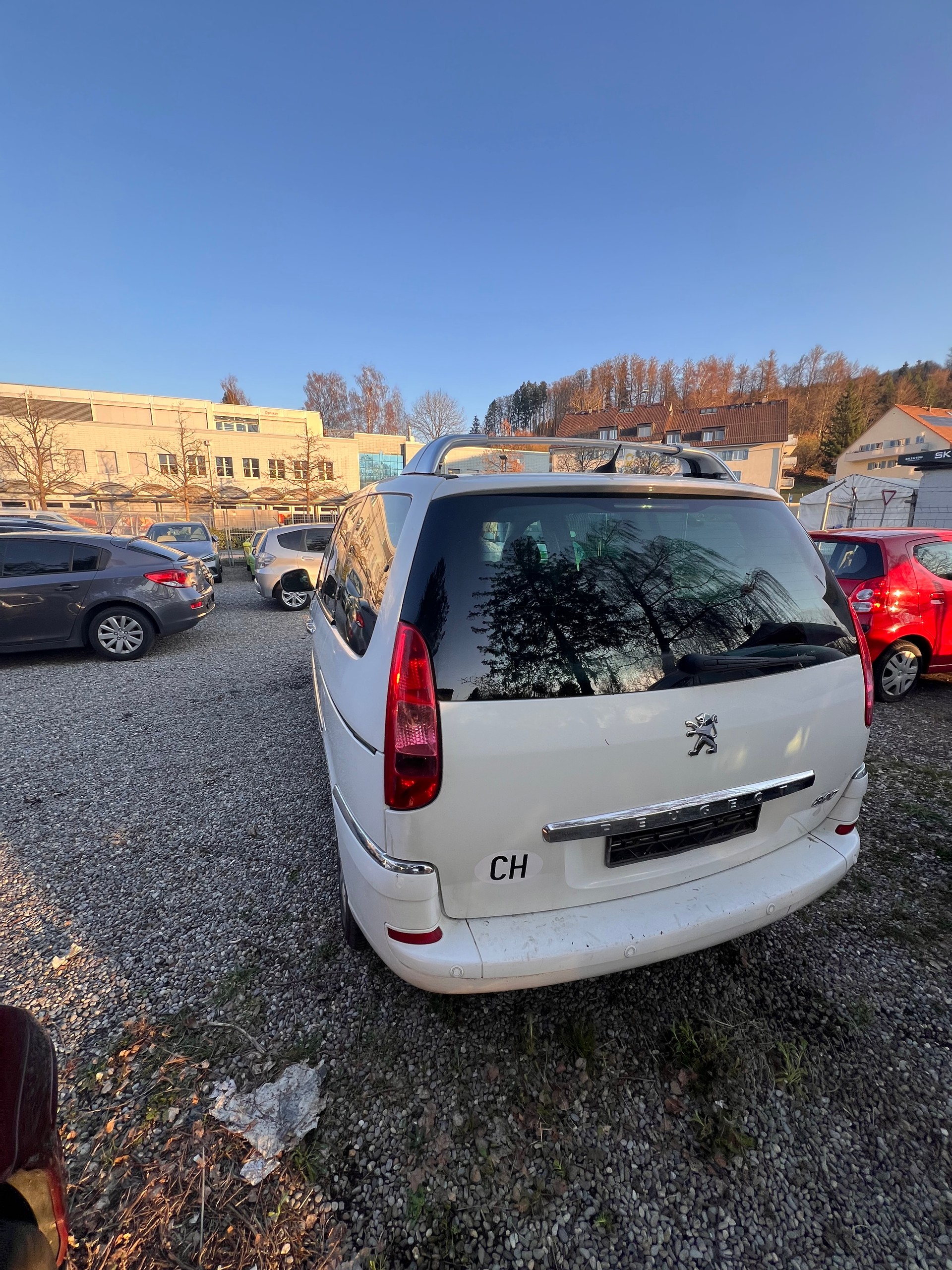 PEUGEOT 807 2.0 16V HDi Family+-image-2