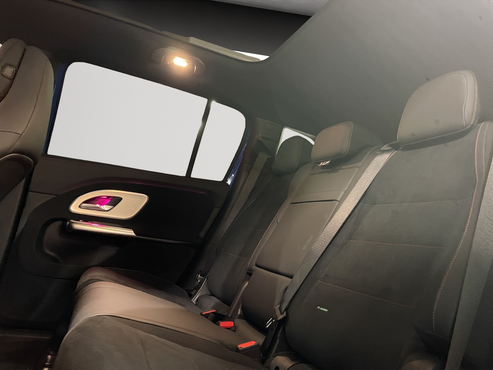 Image MERCEDES-BENZ GLB-350 MERCEDES-BENZ NEW GLB 350 4M with EQ Technology