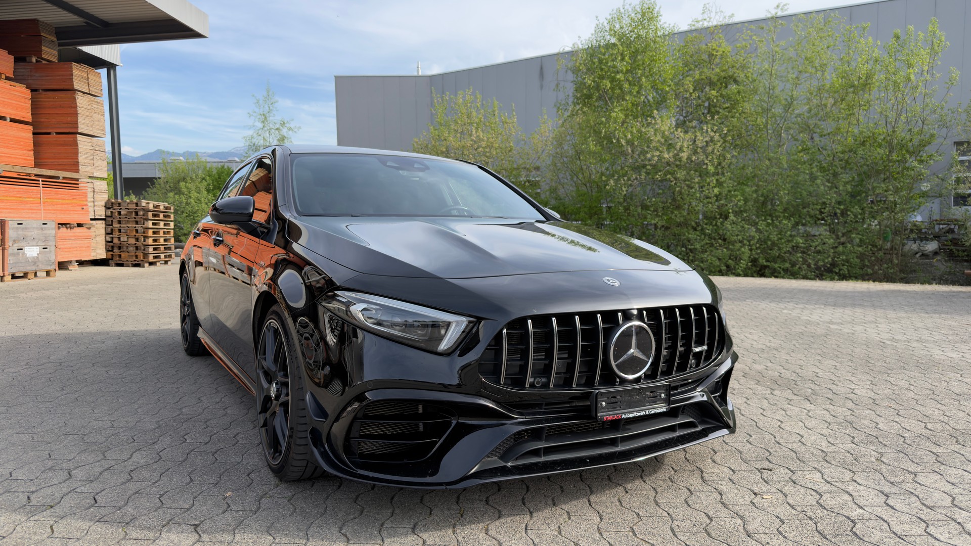 MERCEDES-BENZ A 45 S AMG 4Matic+ Speedshift-image-6