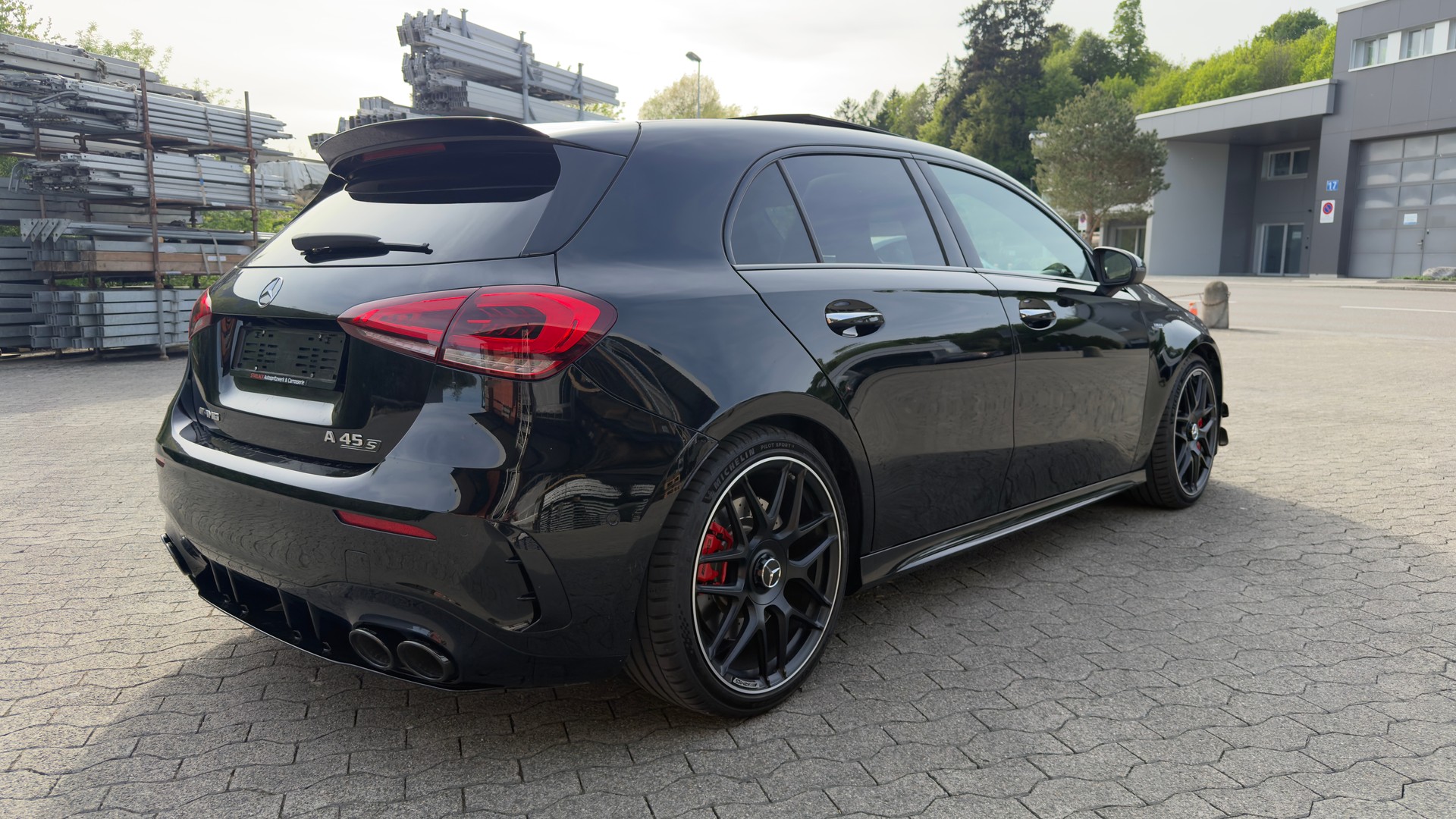 MERCEDES-BENZ A 45 S AMG 4Matic+ Speedshift-image-4