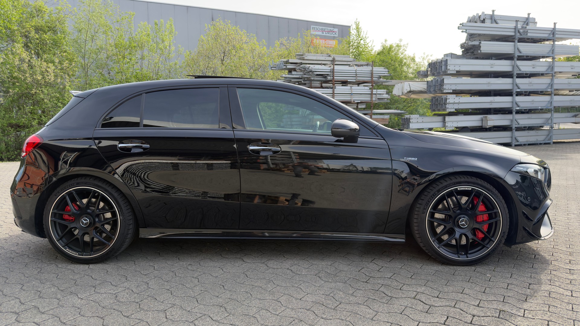 MERCEDES-BENZ A 45 S AMG 4Matic+ Speedshift-image-5