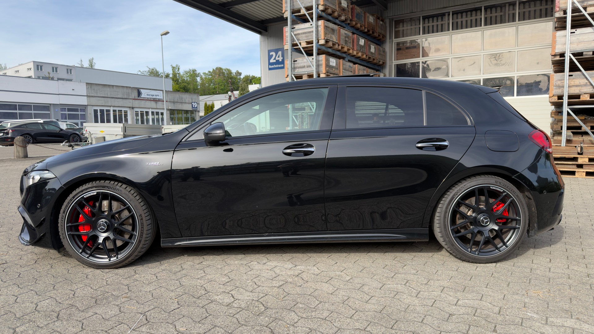 MERCEDES-BENZ A 45 S AMG 4Matic+ Speedshift-image-1