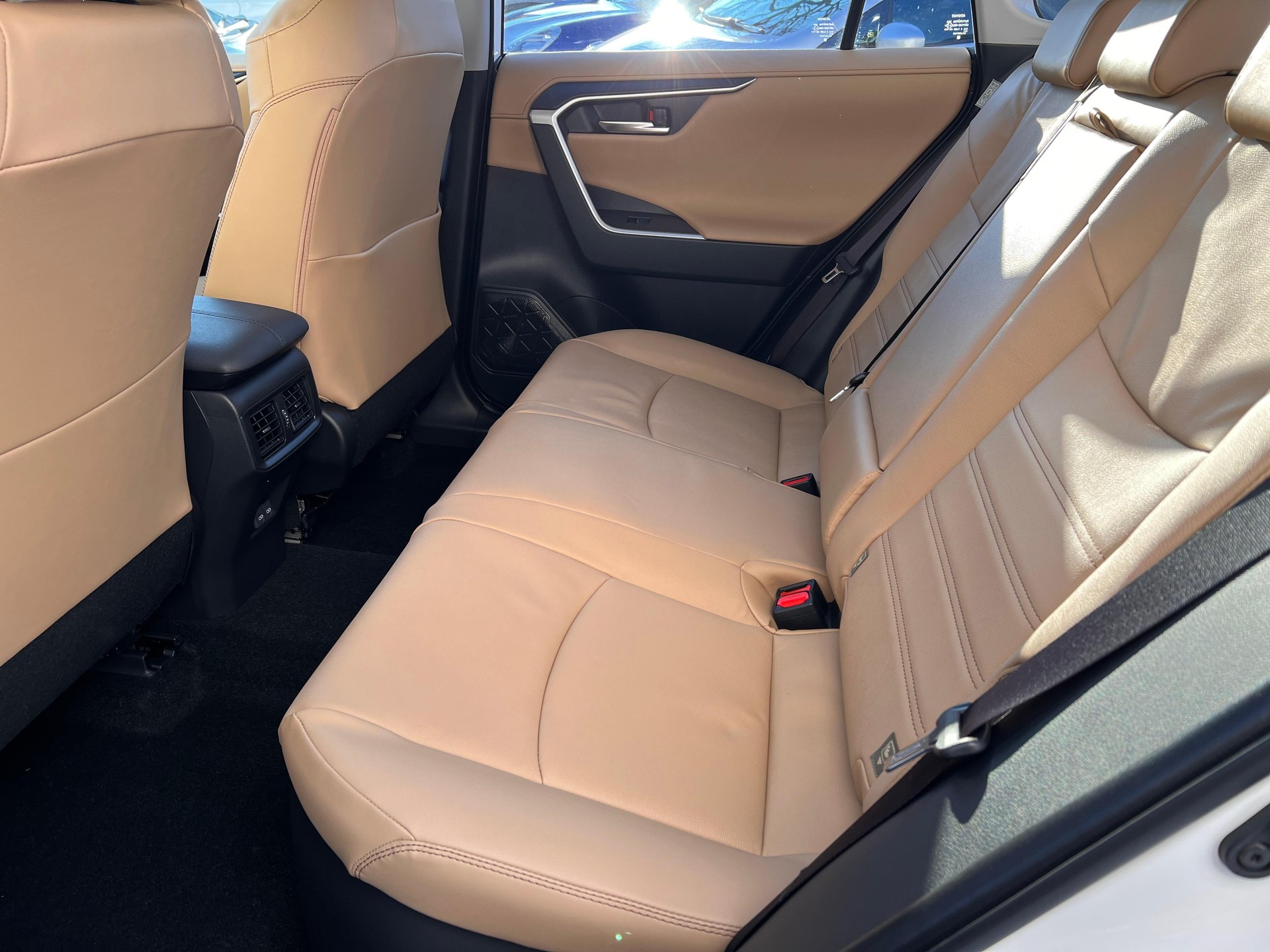 TOYOTA RAV4 2.5 HSD Premium-image-10