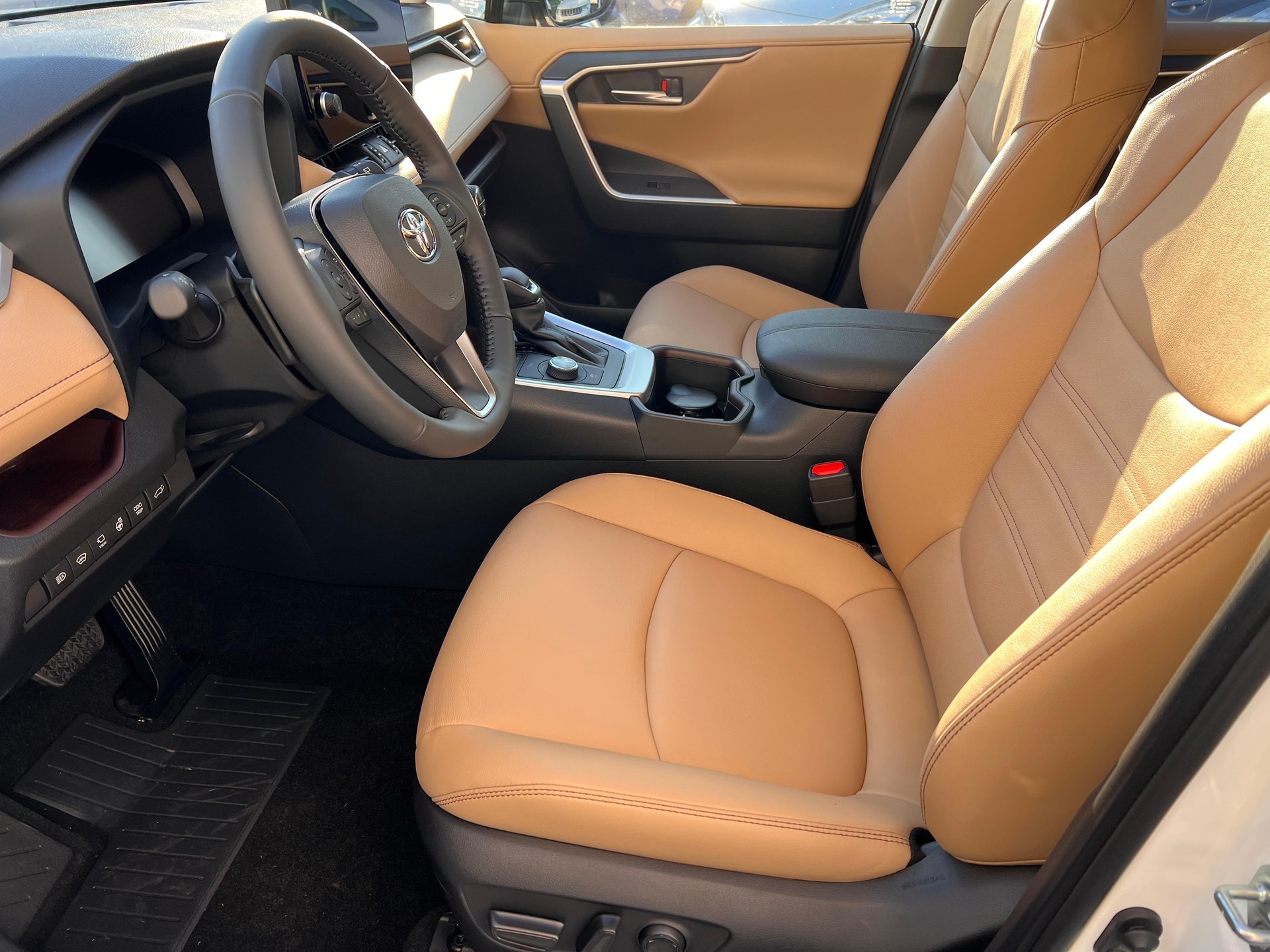 TOYOTA RAV4 2.5 HSD Premium-image-8