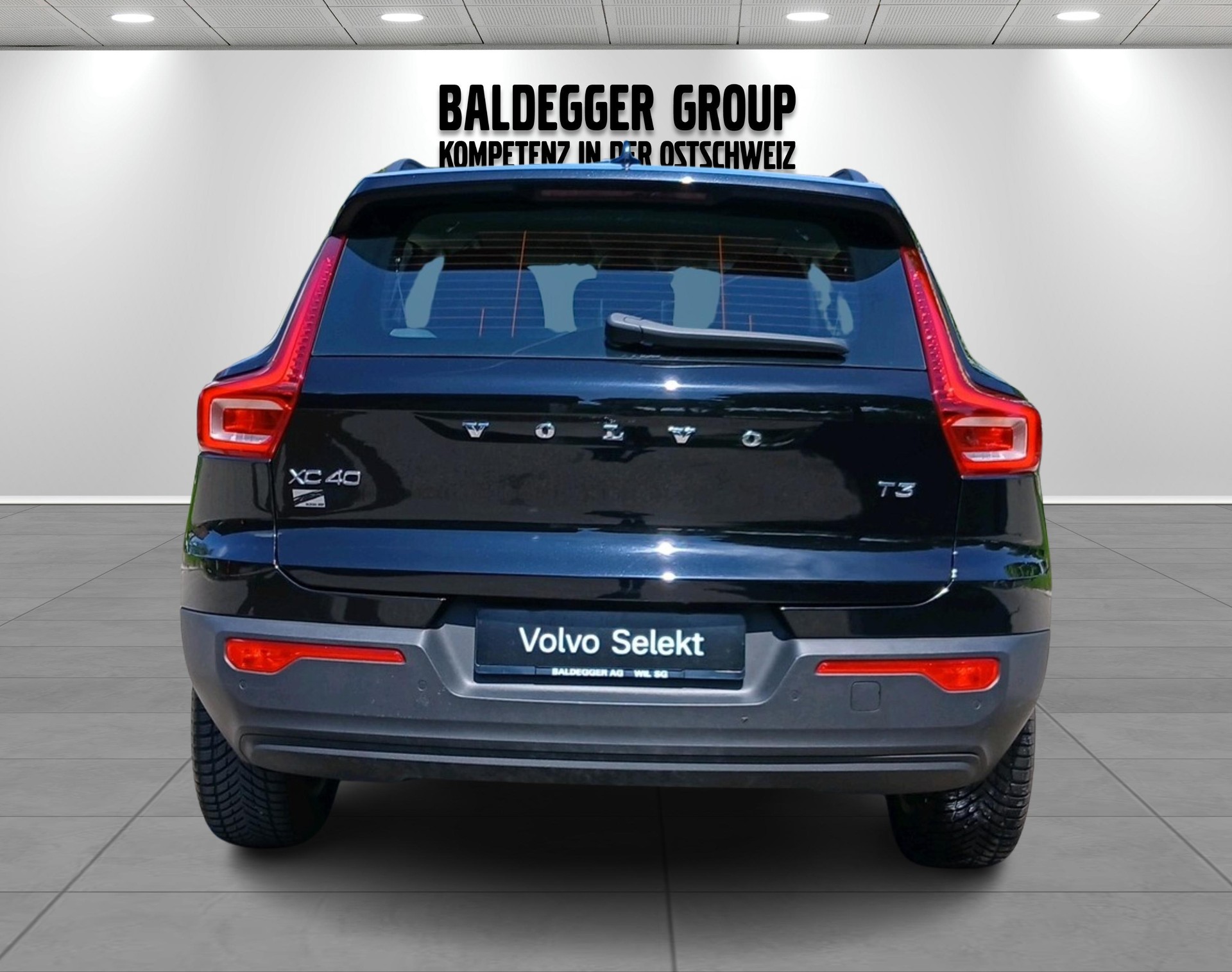VOLVO XC40 1.5 T3 Momentum Light-image-9