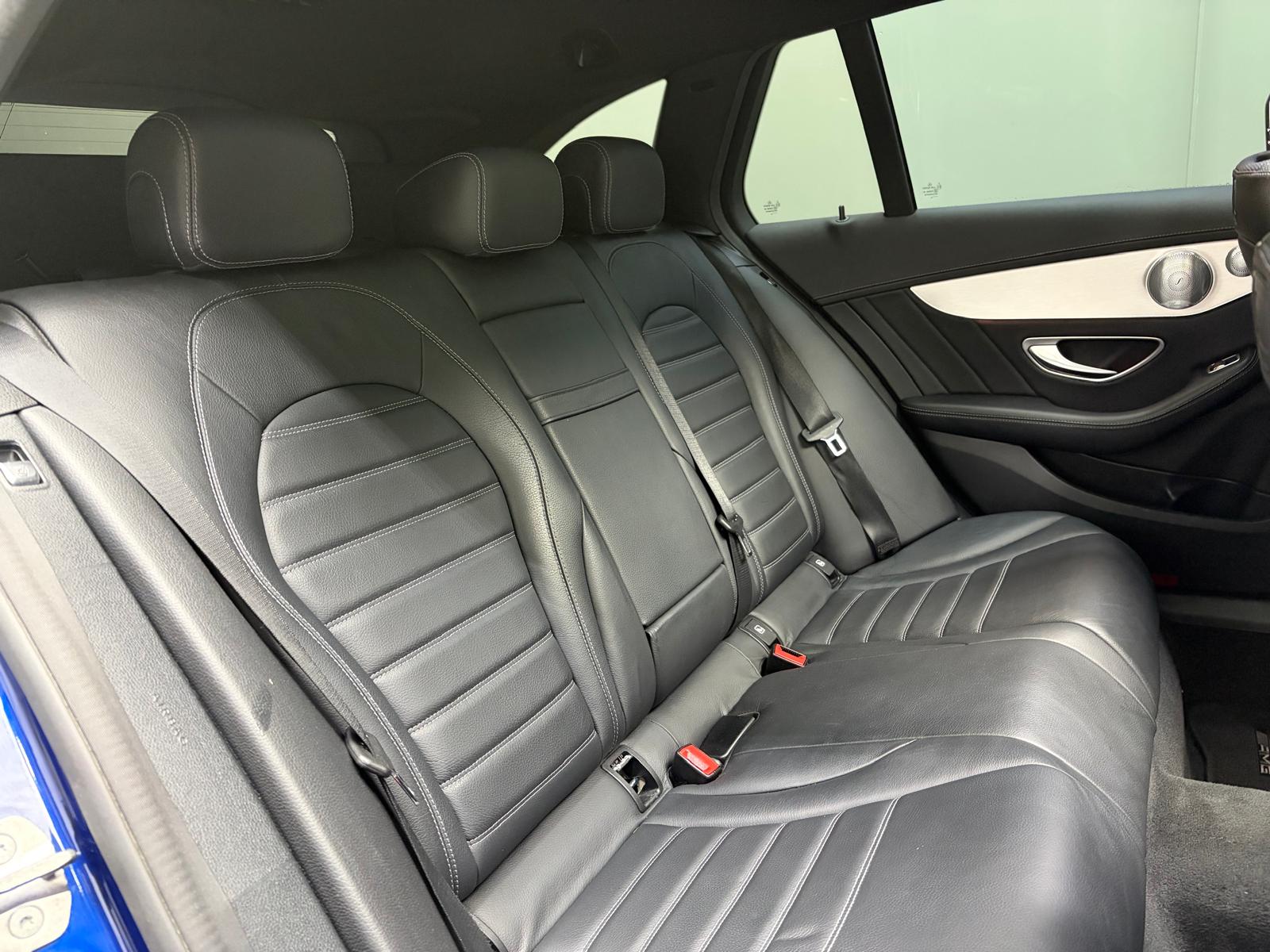 MERCEDES-BENZ C 250 d Swiss Star AMG Line 4Matic 9G-Tronic Toit ouvrant-image-16