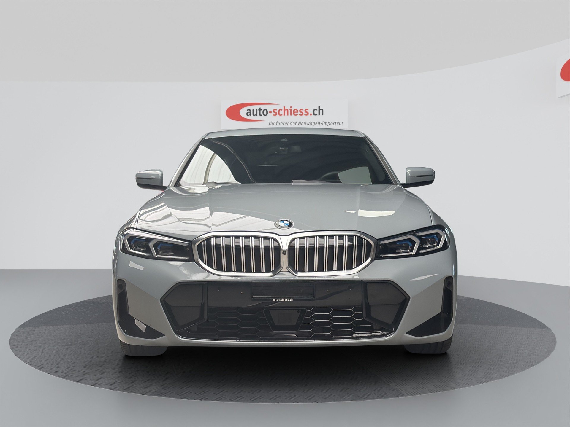 BMW 320d xDrive M Sport Steptronic-image-1