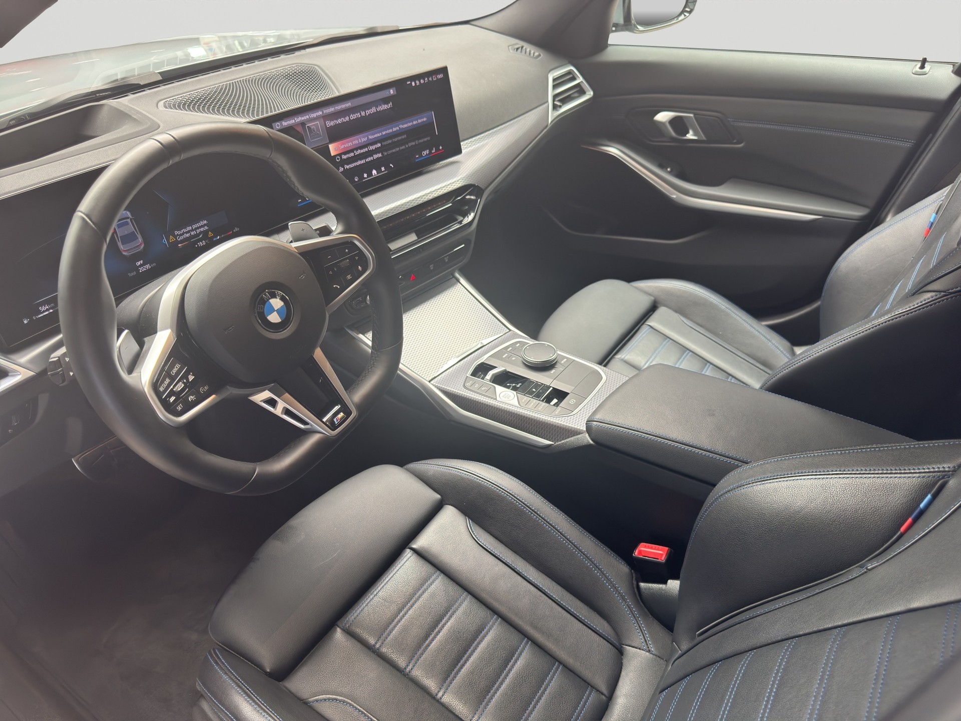 BMW 320d xDrive M Sport Steptronic-image-6