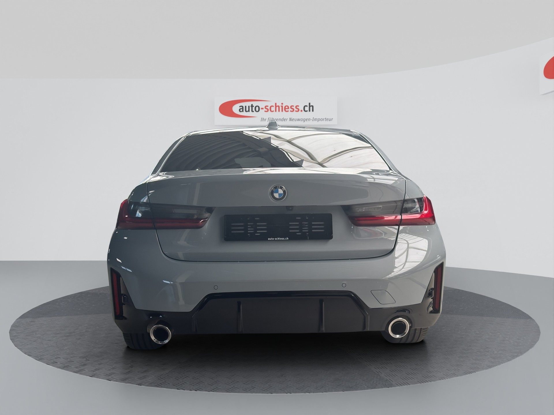 BMW 320d xDrive M Sport Steptronic-image-3