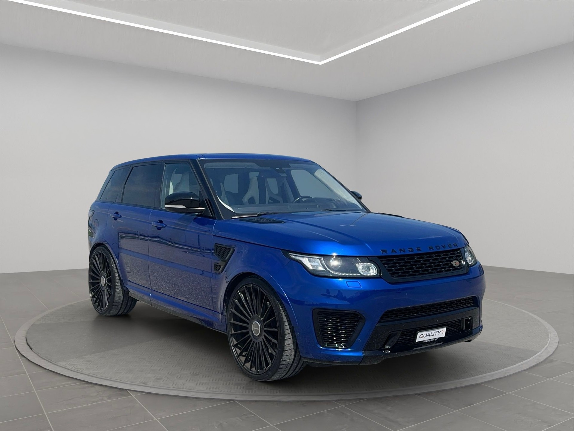 LAND ROVER 5.0 V8 SC SVR-image-4