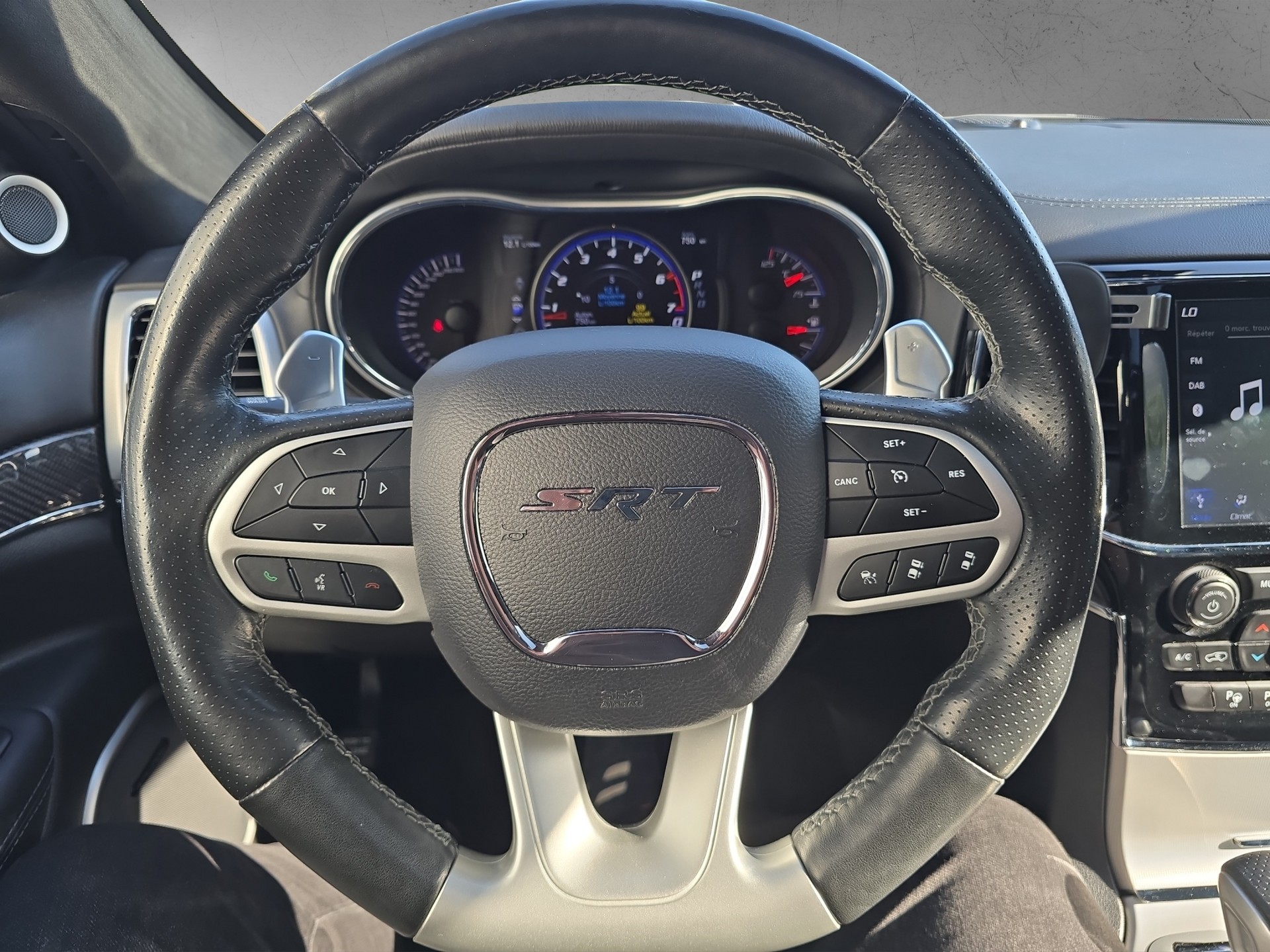 JEEP Grand Cherokee 6.4 V8 HEMI SRT8 Automatic-image-12
