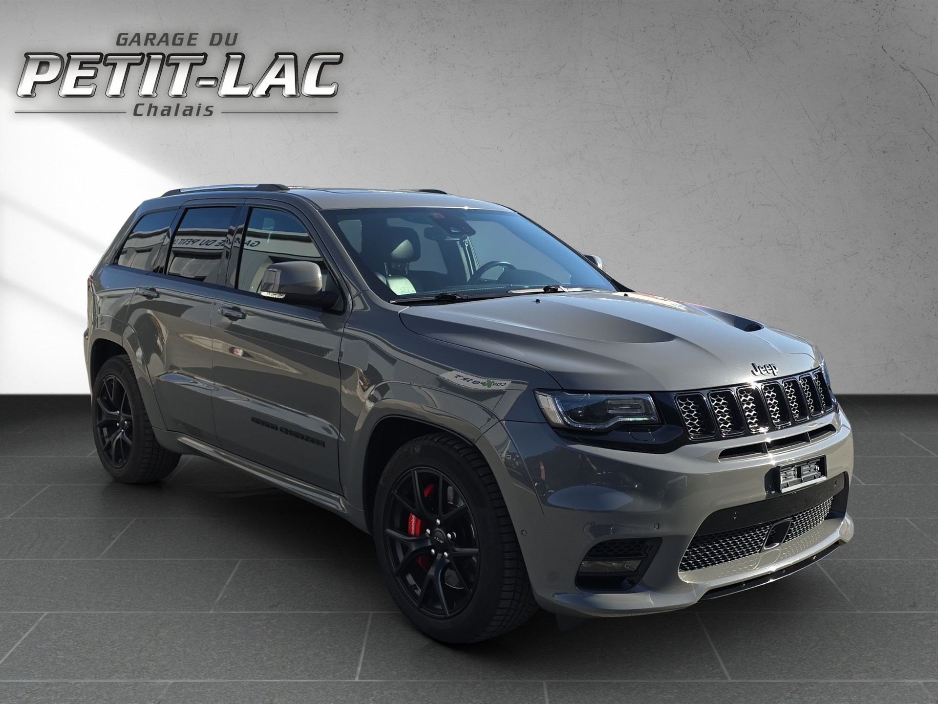 JEEP Grand Cherokee 6.4 V8 HEMI SRT8 Automatic-image-0