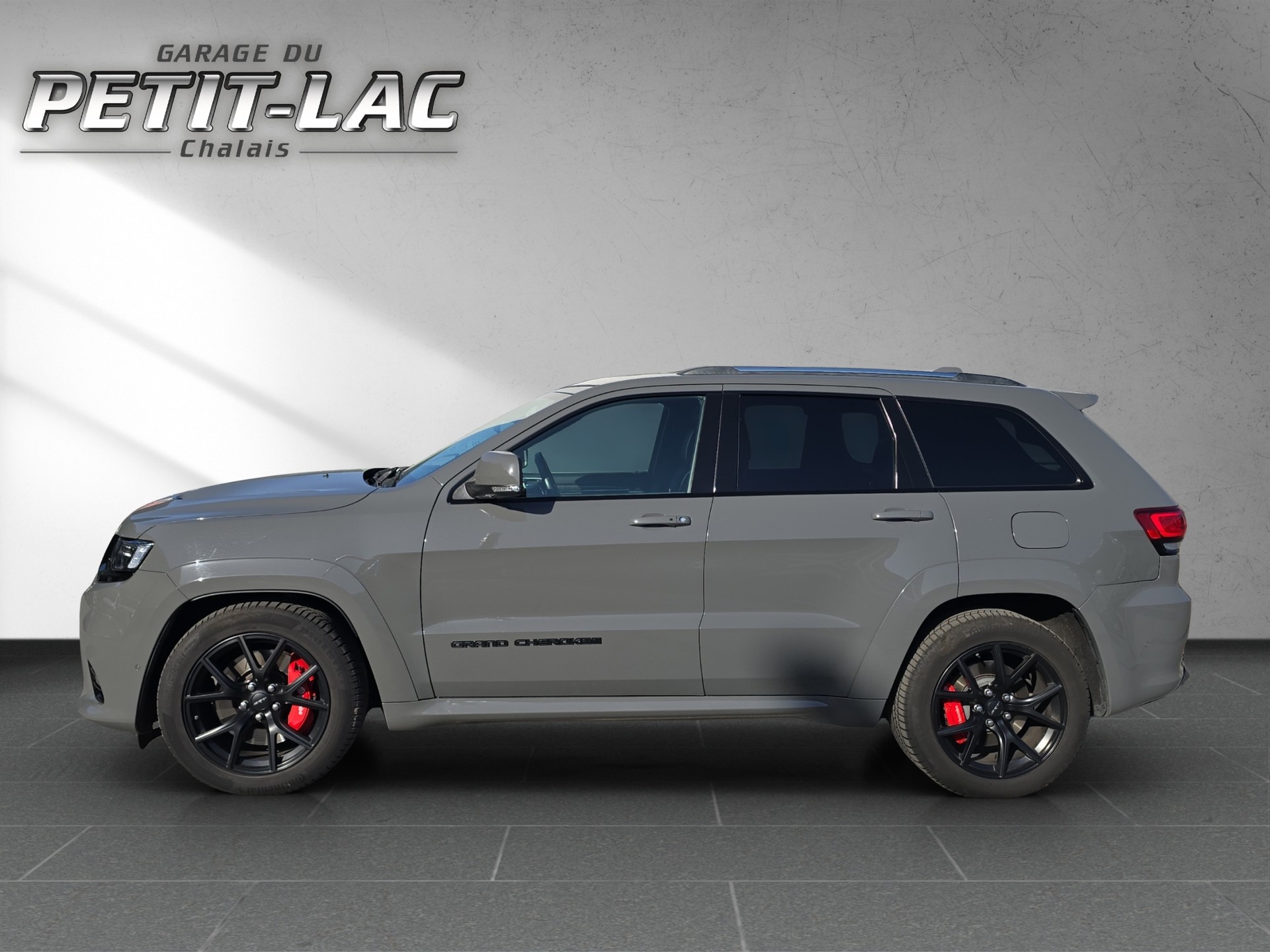 JEEP Grand Cherokee 6.4 V8 HEMI SRT8 Automatic-image-5