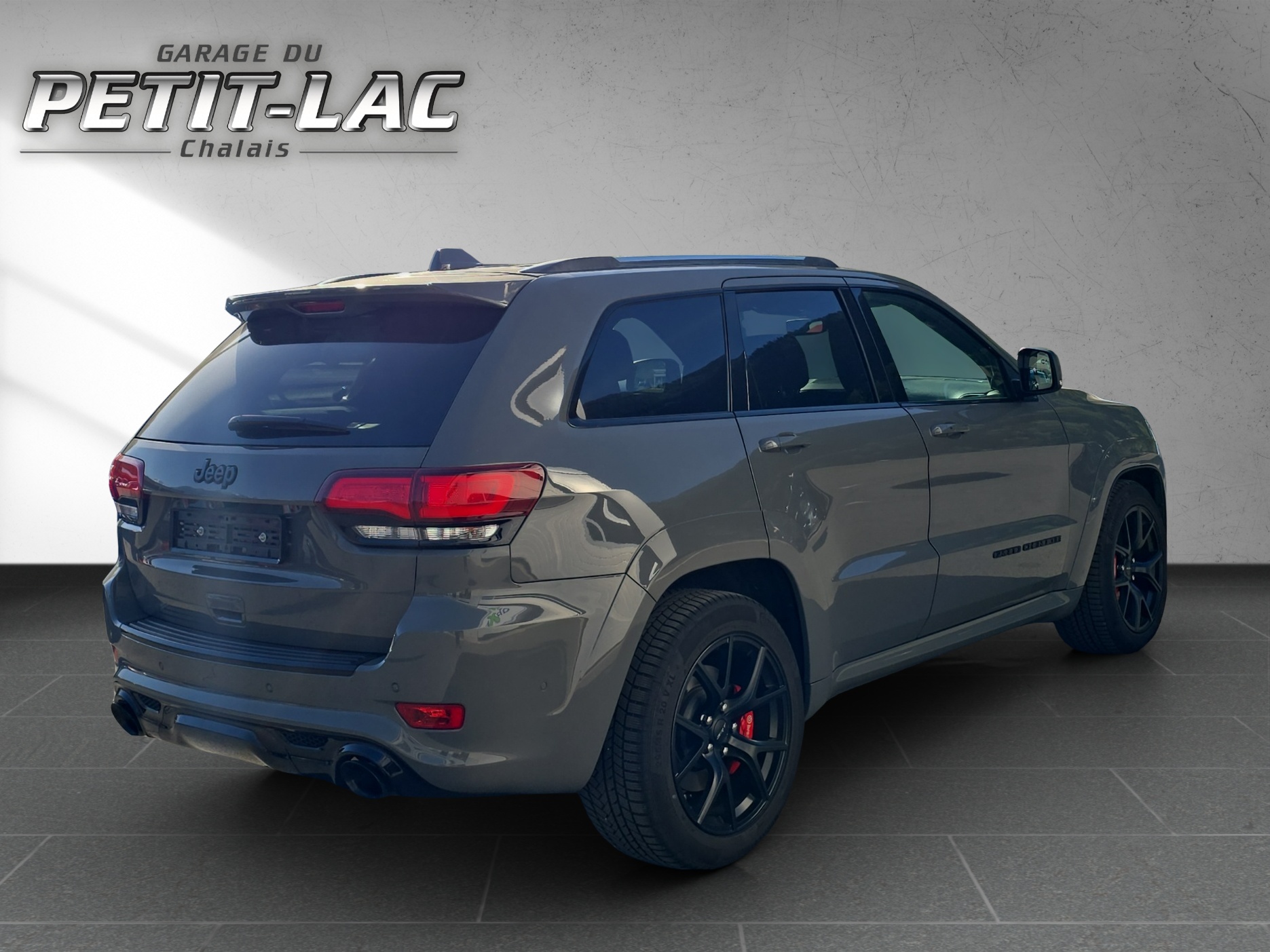 JEEP Grand Cherokee 6.4 V8 HEMI SRT8 Automatic-image-3